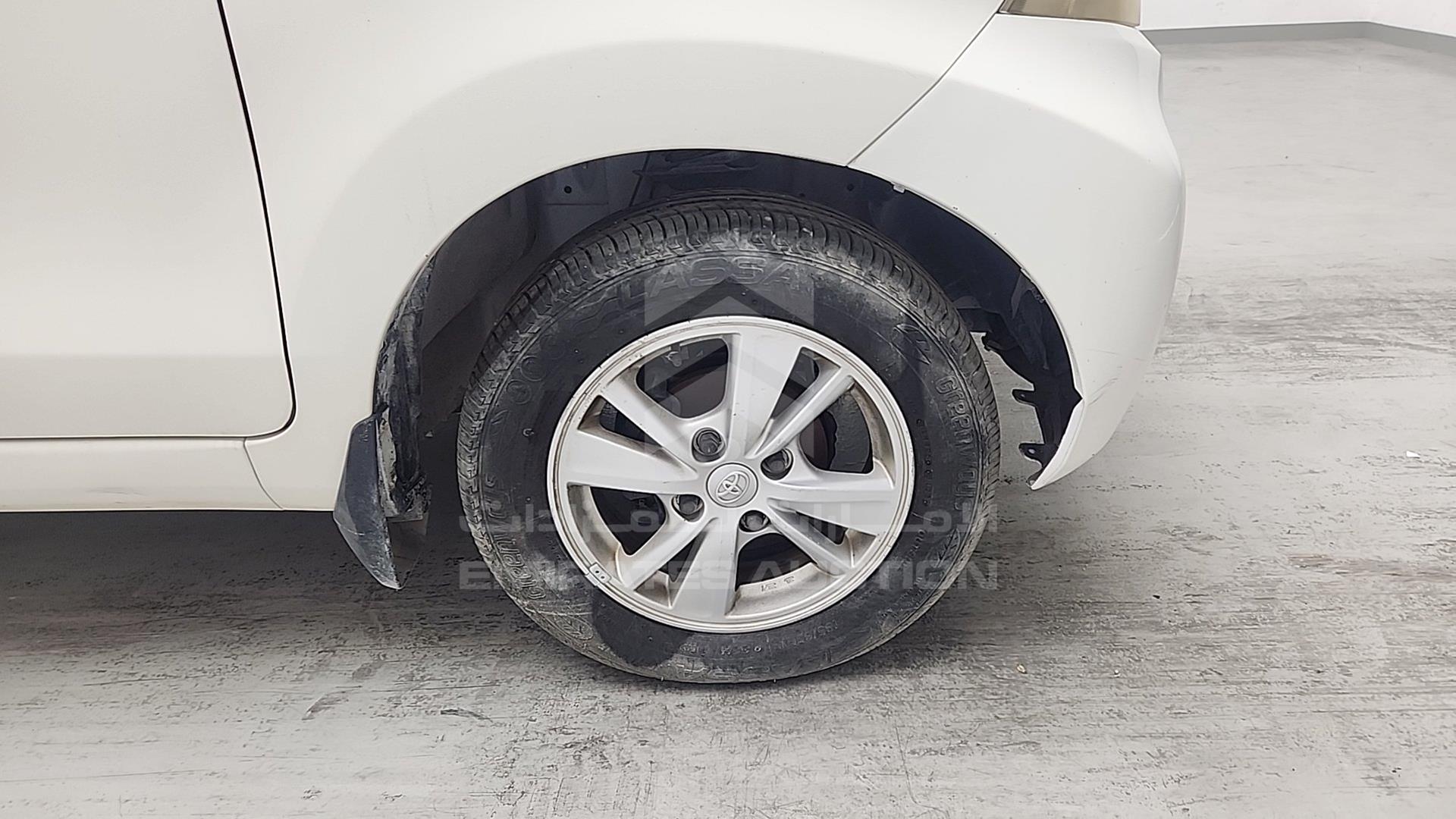 2015 TOYOTA AVANZA VIN: MHKMC13F0FK018371