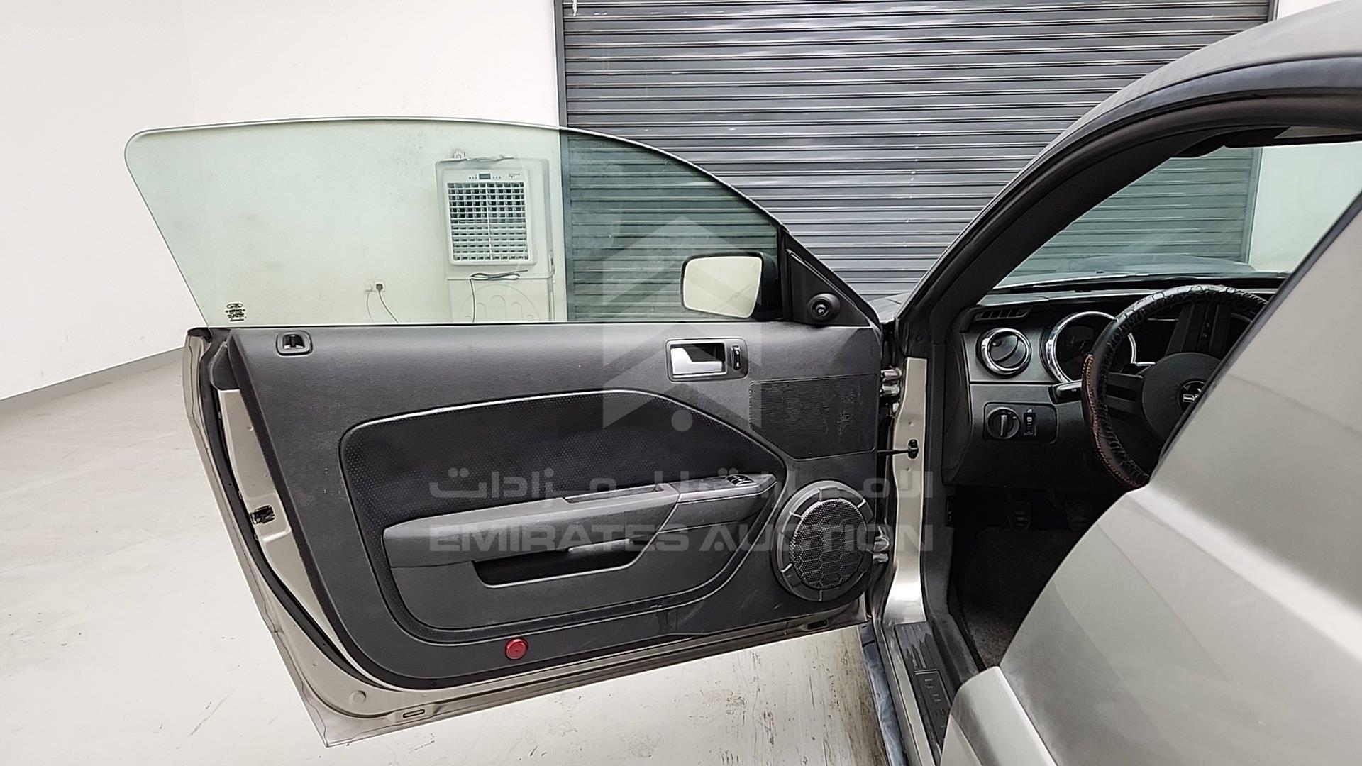 2008 FORD MUSTANG VIN: 1ZVHT80N585164330