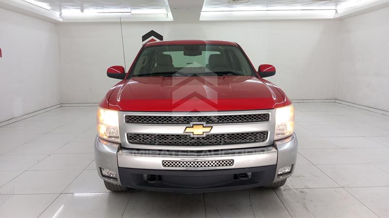 3GCPK9E7XCG160017 Auction: EmiratesAuction Lot: 409827 3GCPK9E7XCG160017 Chevrolet Silverado 2012 RED Photo 1