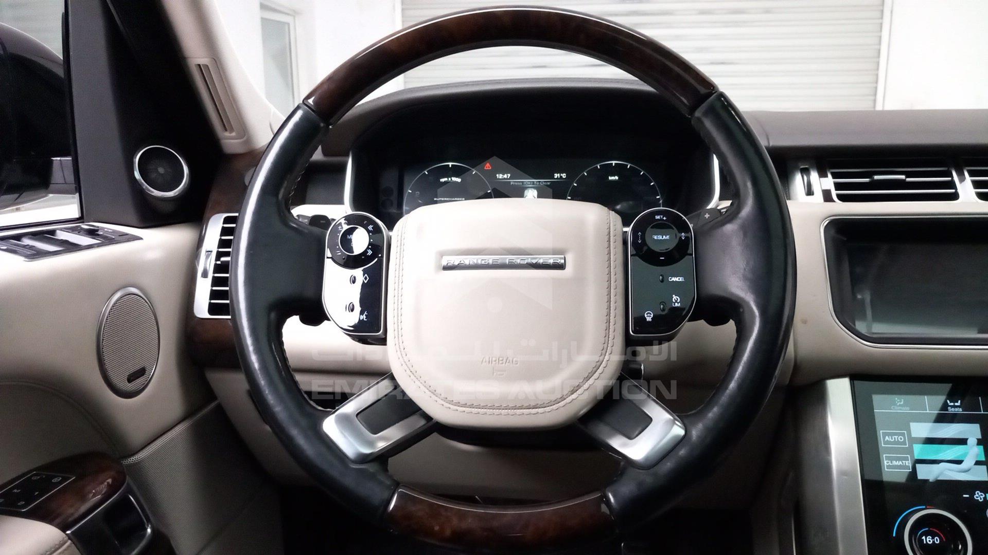 2014 RANGE ROVER VOGUE VIN: SALGA2EFXEA168100