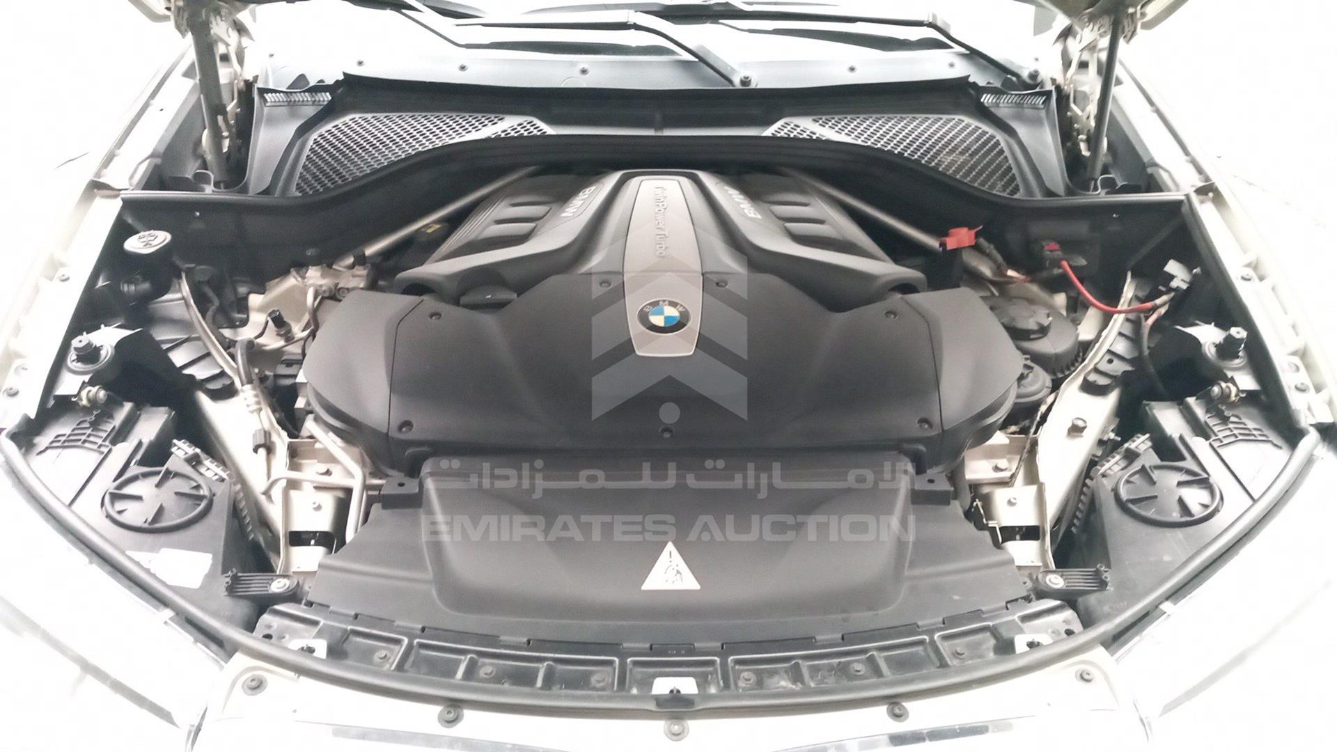 2016 BMW X5 VIN: WBAKR6102G0G98945