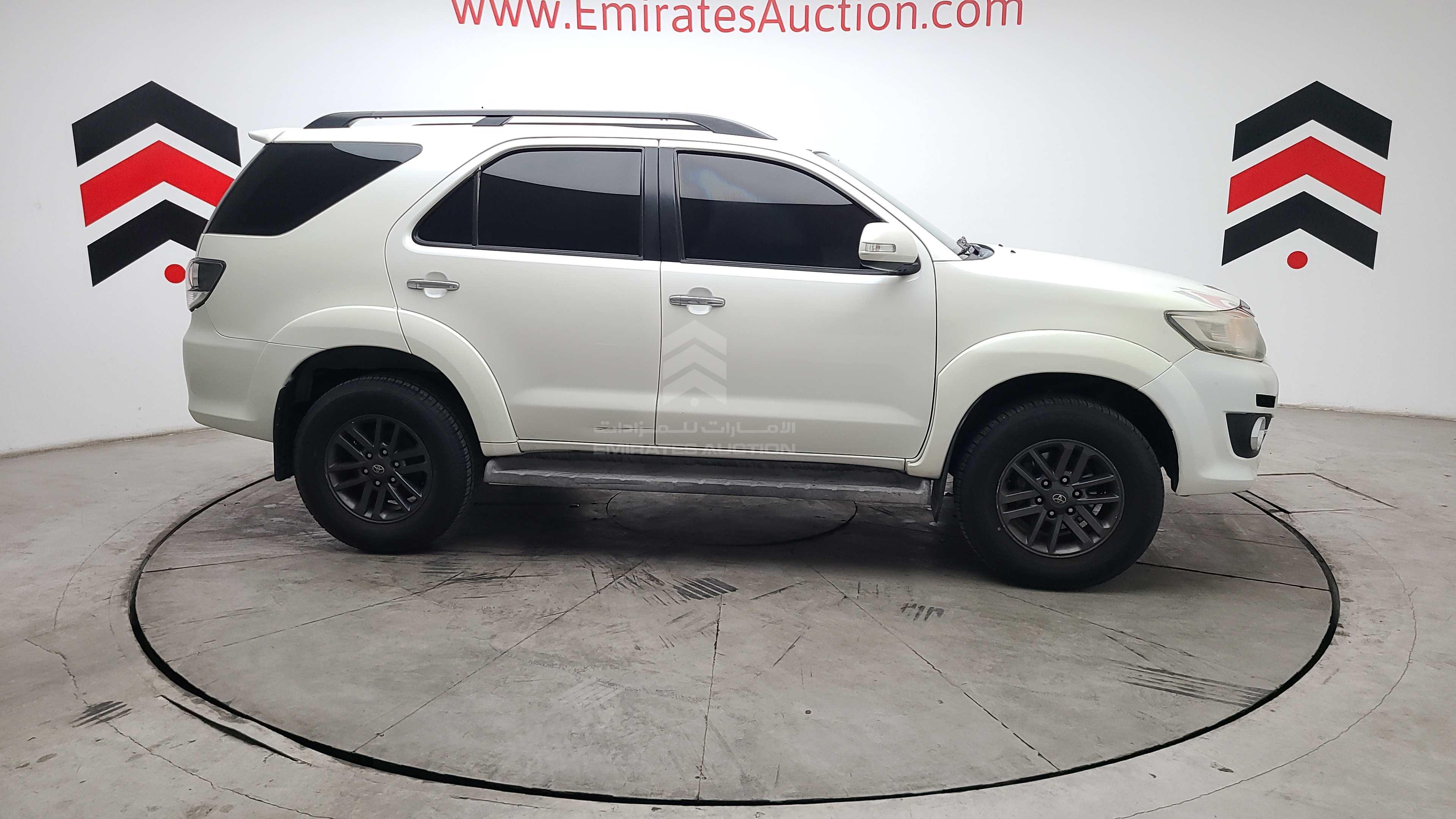 MHFYU59G9F7040120 - 2015 Toyota Fortuner - #460919