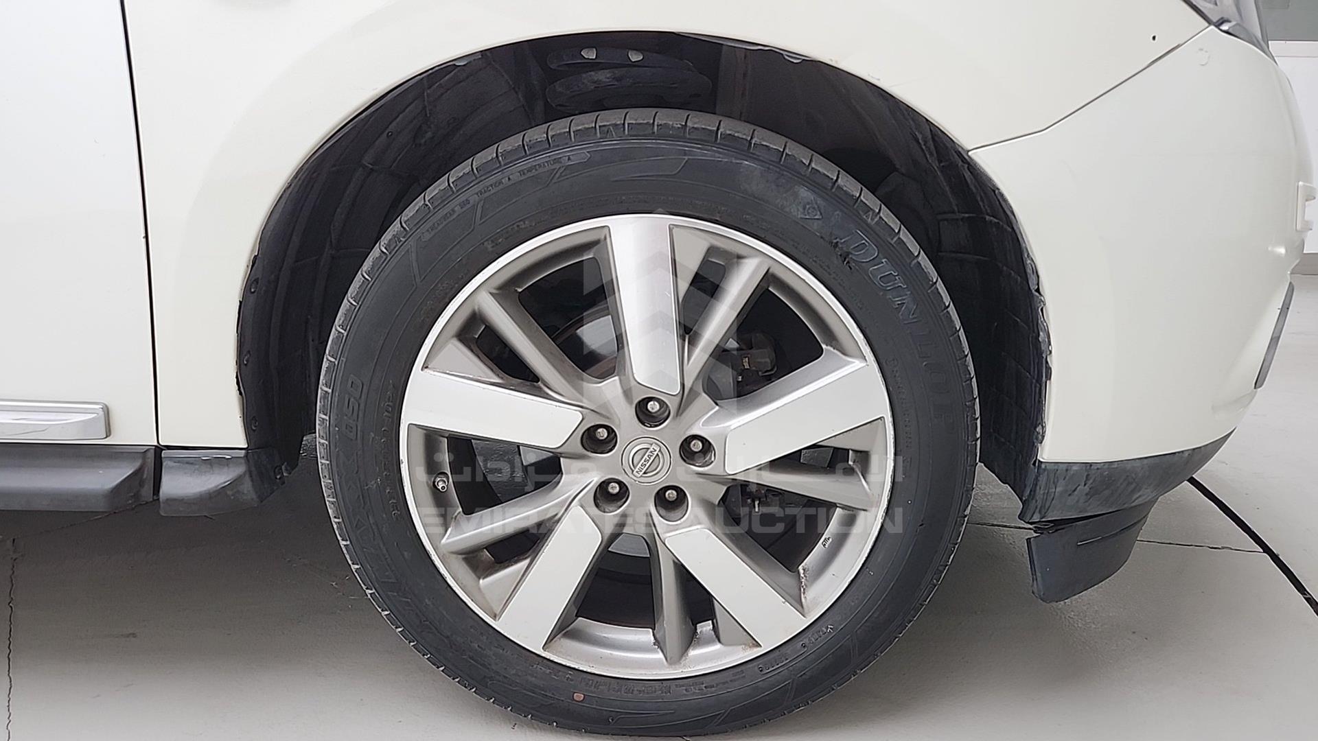 2015 NISSAN PATHFINDER VIN: 5N1AR2M52FC629449