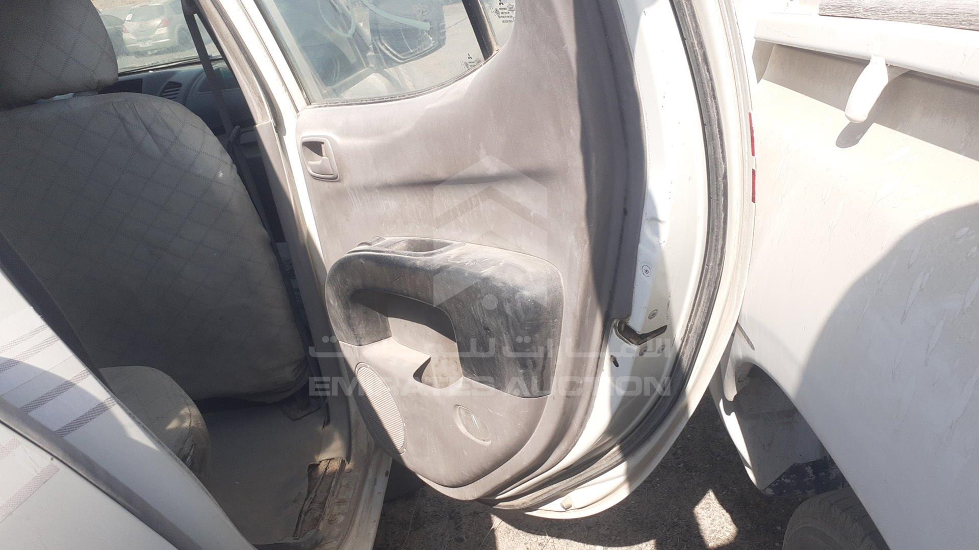 2007 MITSUBISHI L 200 VIN: MMBJNKA507D109396