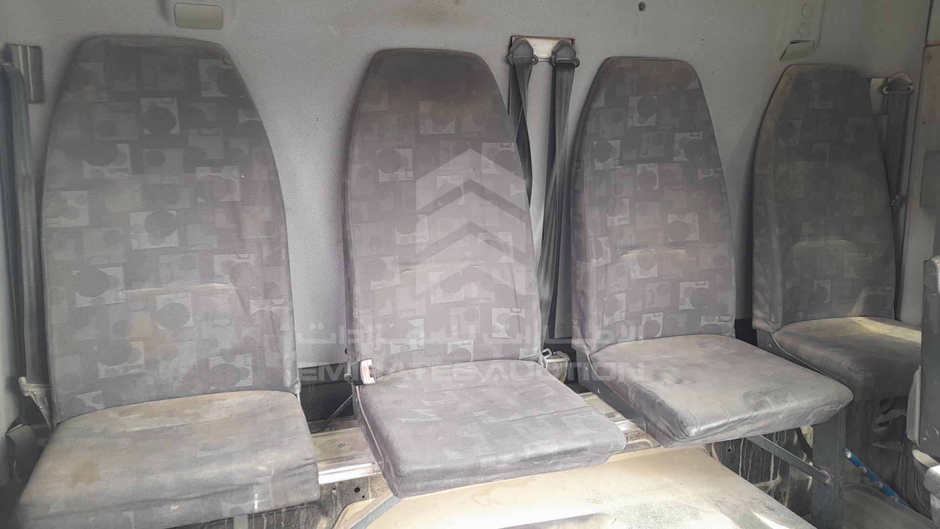 2008 MERCEDES ACTROS VIN: WDAKHCAA28L280334