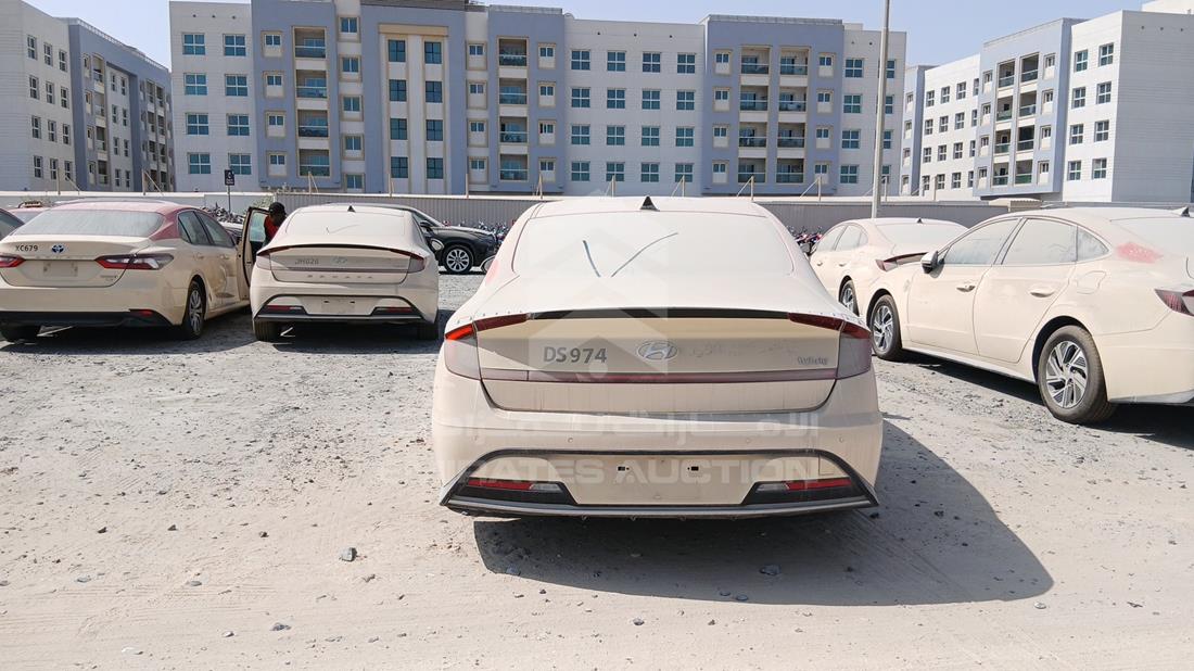 2021 Hyundai Sonata Hybrid — Rear View — Photo 8