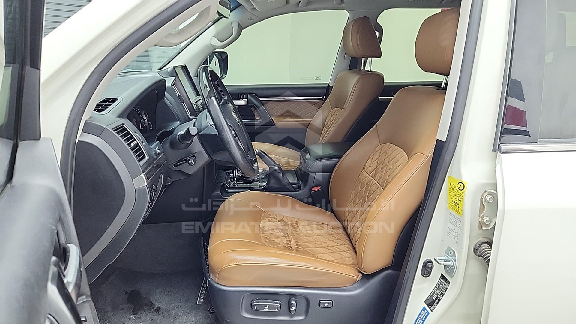 2021 TOYOTA LAND CRUISER VIN: JTMHX01J6M4225253