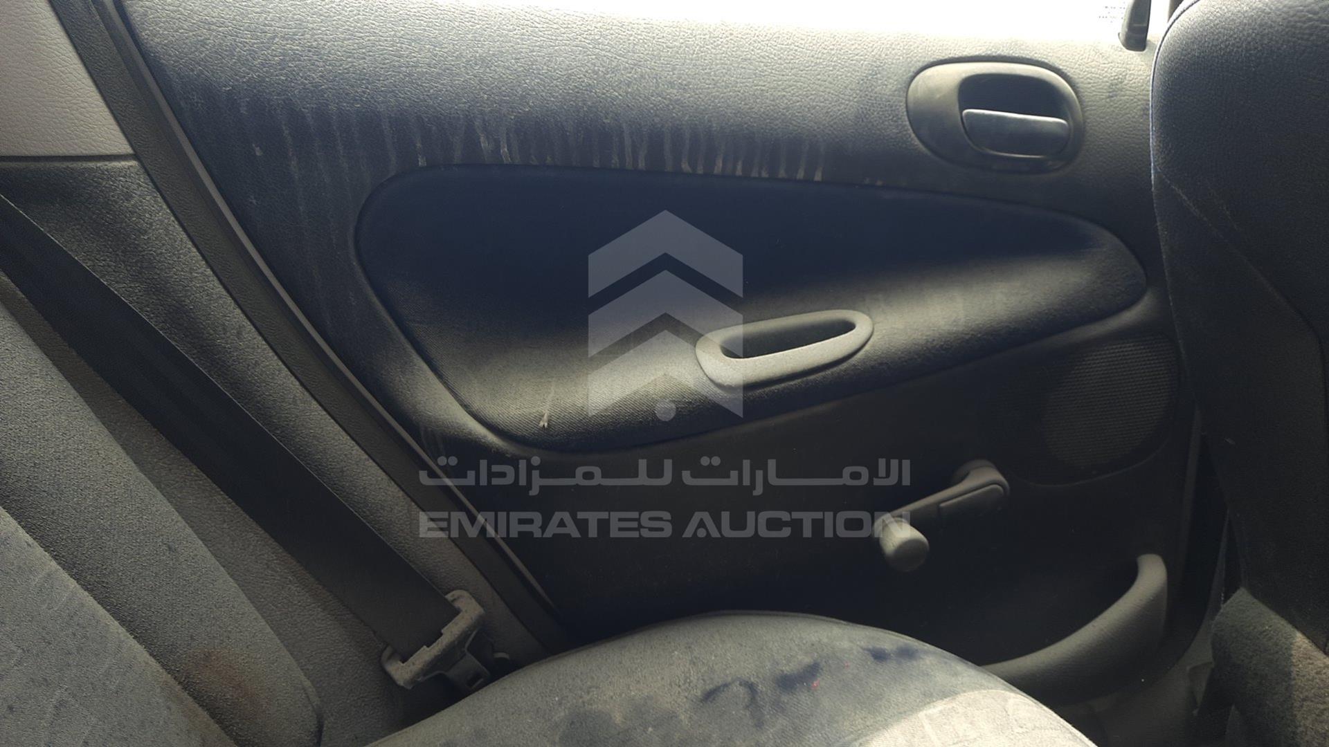 2005 PEUGEOT 206 VIN: VF32AKFWR5W011067