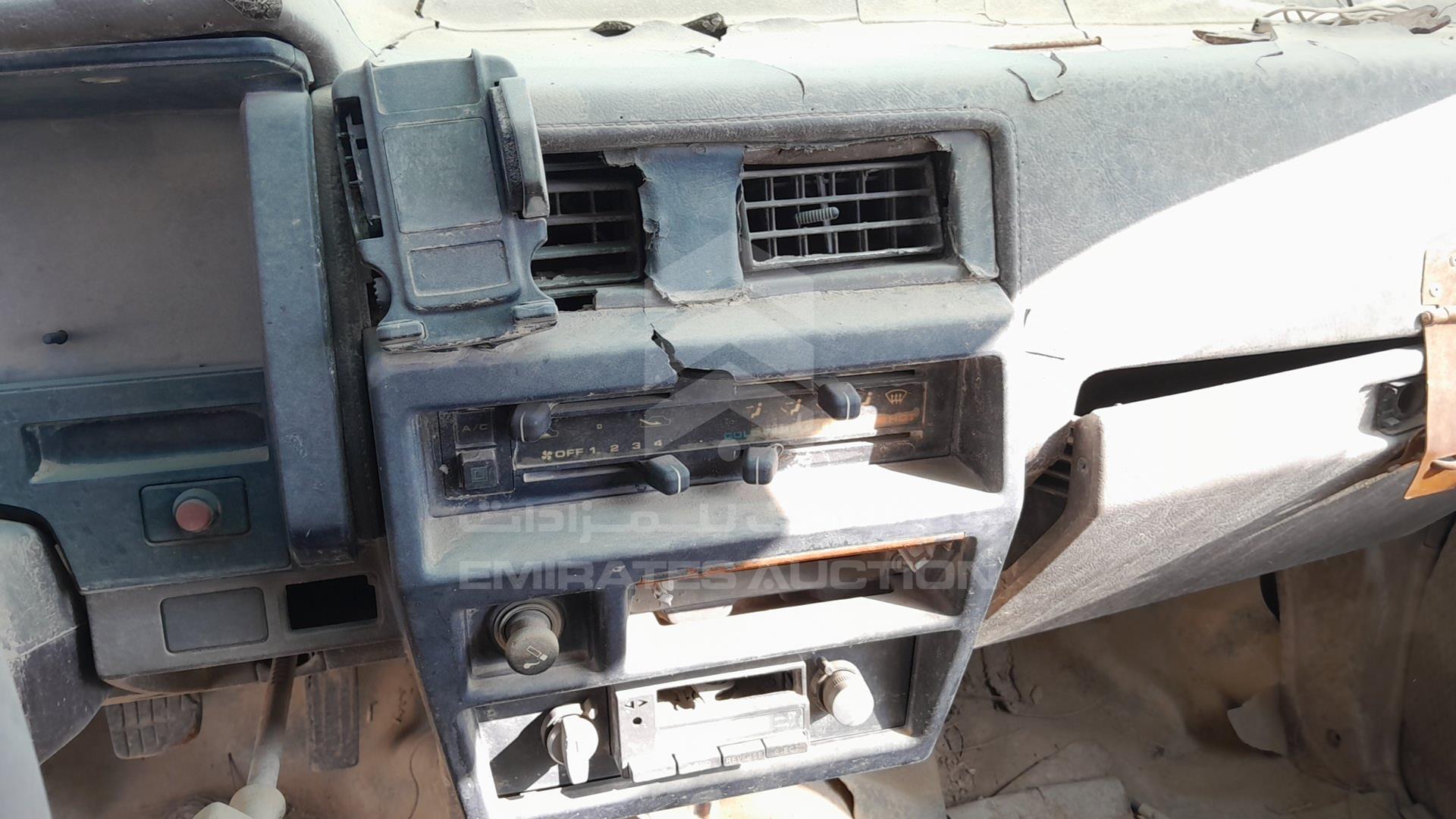 0 NISSAN PICKUP VIN: UFGD21409568