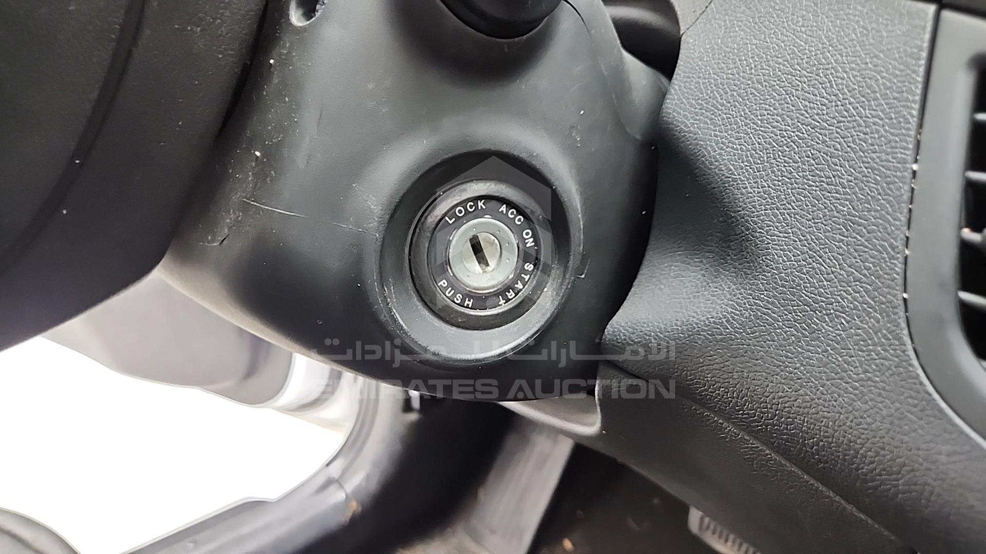 2014 HYUNDAI ELANTRA VIN: KMHDG41C8EU924159