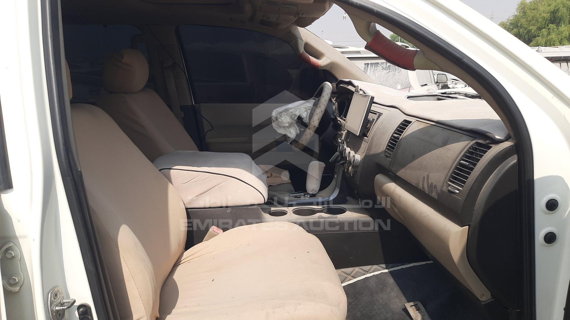 2010 TOYOTA SEQUOIA VIN: 5TDBY68A7AS031648
