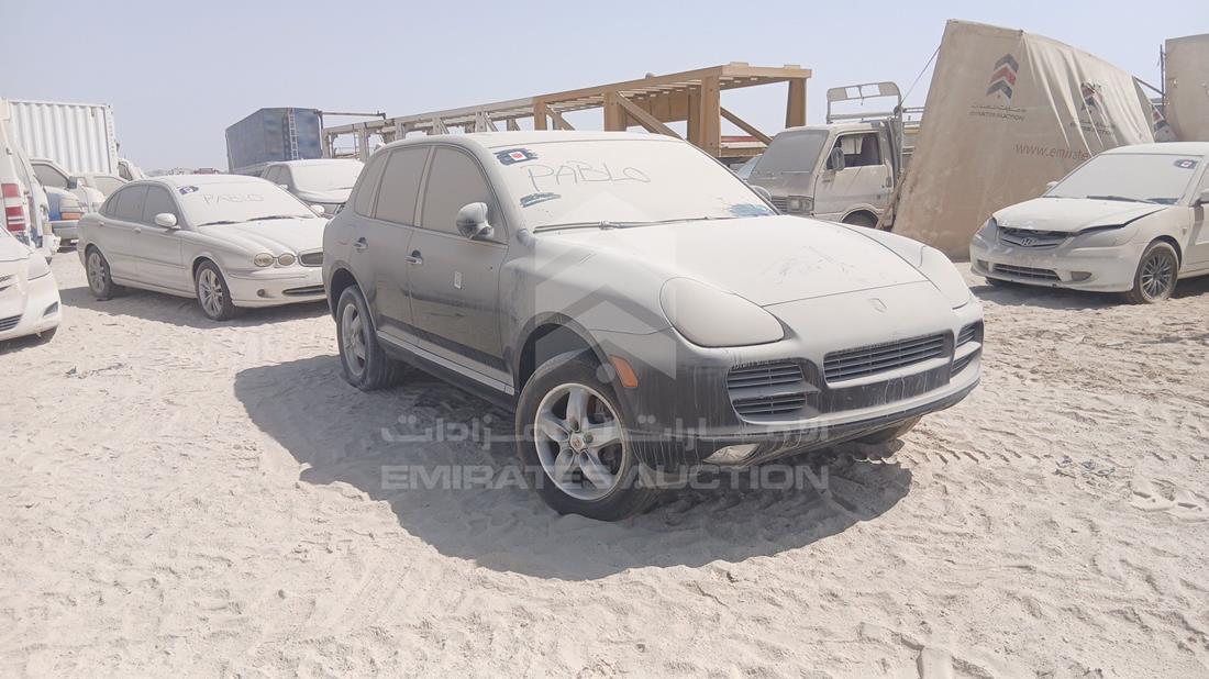 2006 Porsche Cayenne S — Front Right Angle — Photo 9