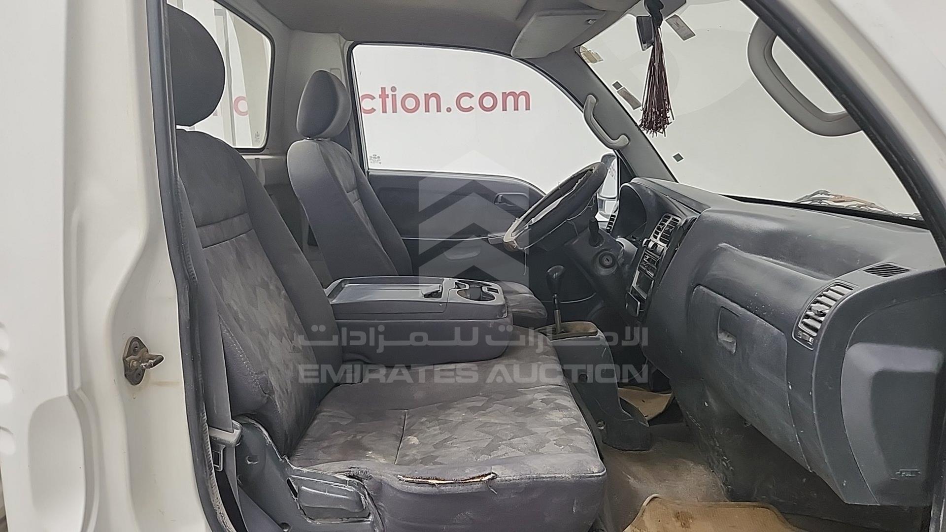 2005 KIA K 2700 VIN: KNCSE011857027404
