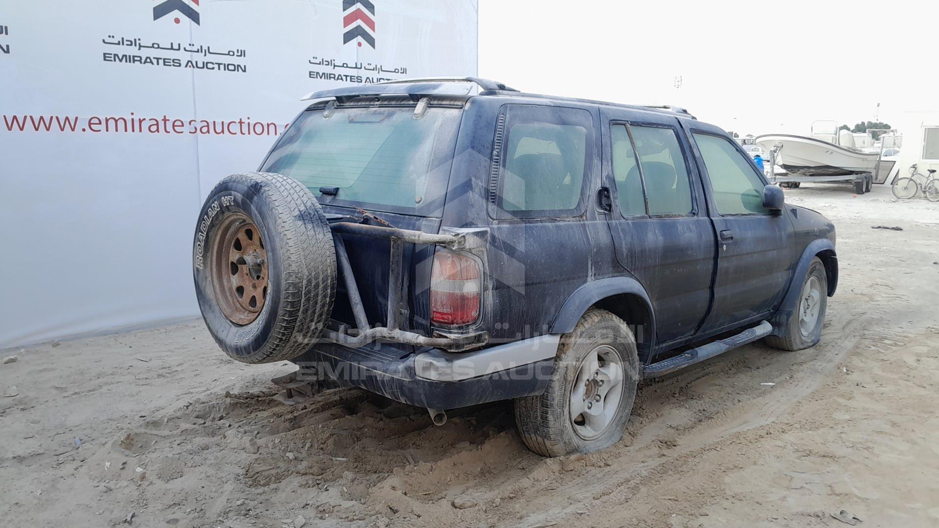 1998 NISSAN PATHFINDER VIN: JN8AR05S2WW271933
