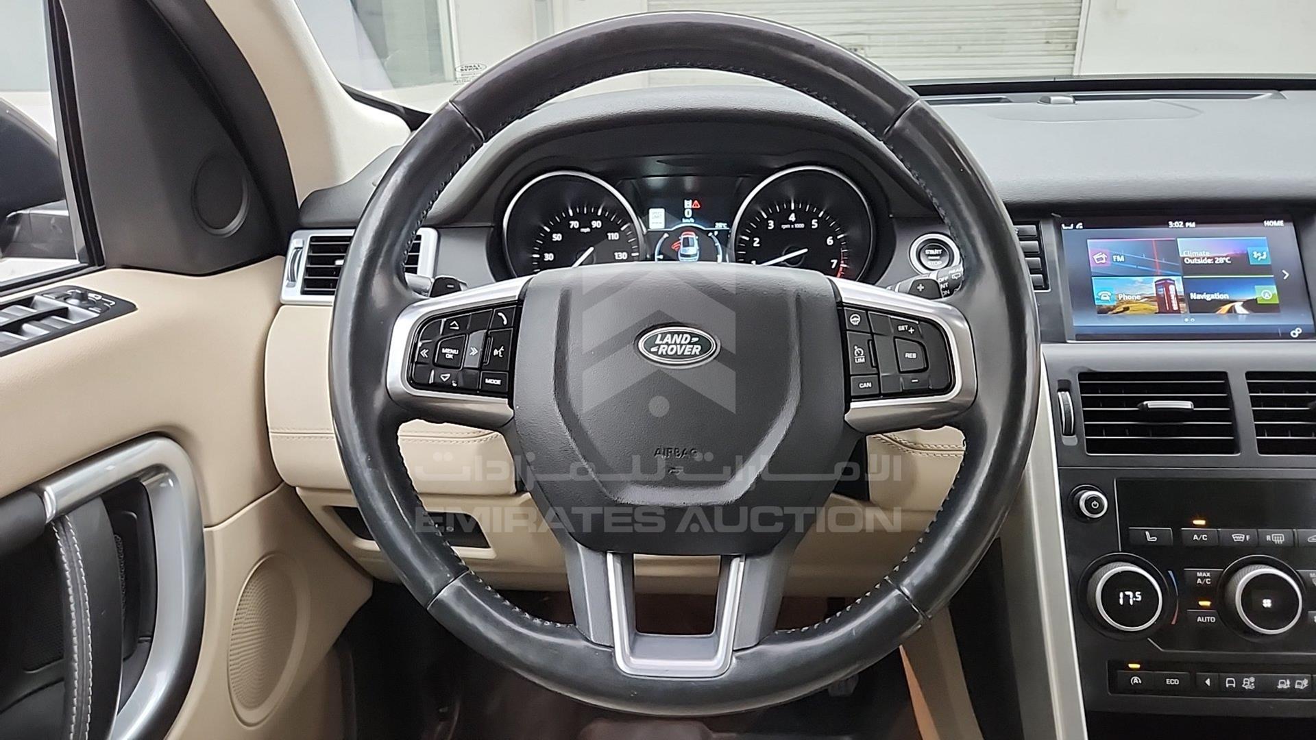 2017 LAND ROVER DISCOVERY VIN: SALCR2BG8HH661807
