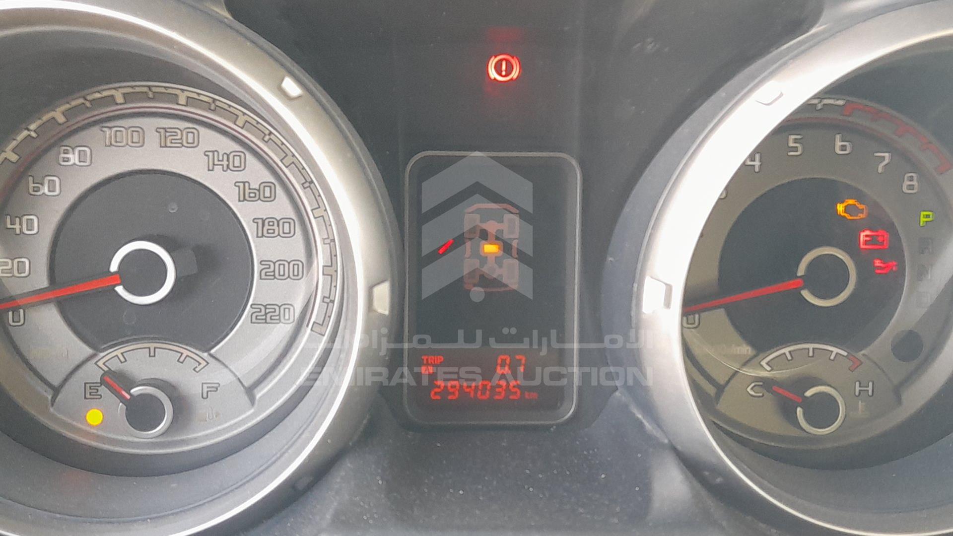 2012 MITSUBISHI PAJERO VIN: JMYLRV95WCJ704546