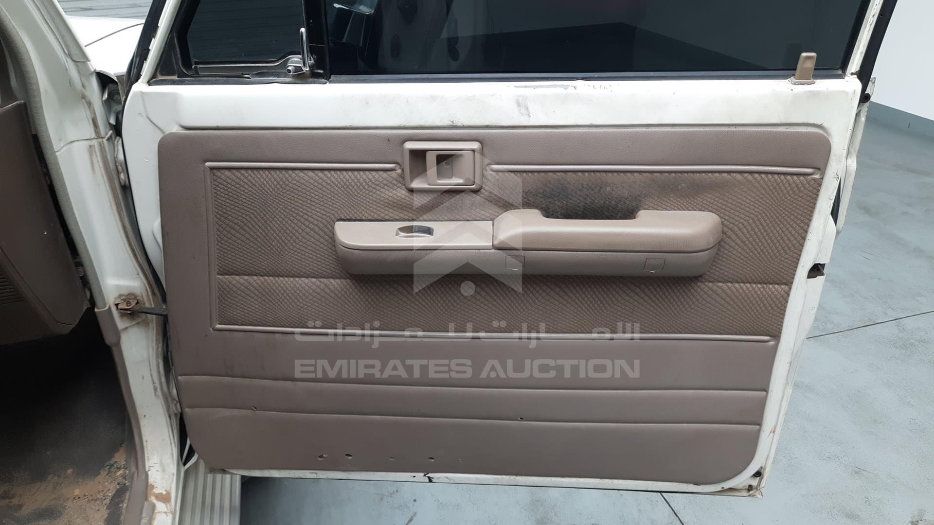 2012 TOYOTA LAND CRUISER VIN: JTFLU73J0C4531766