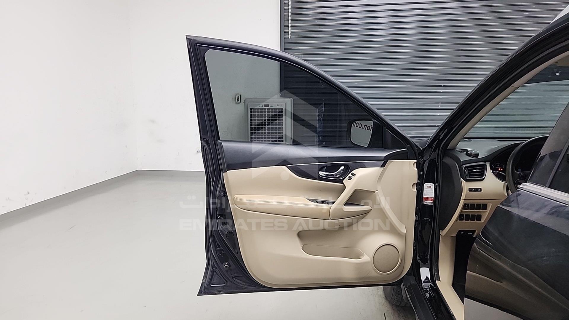 2019 NISSAN X-TRAIL VIN: JN1BT2MW8KW014676