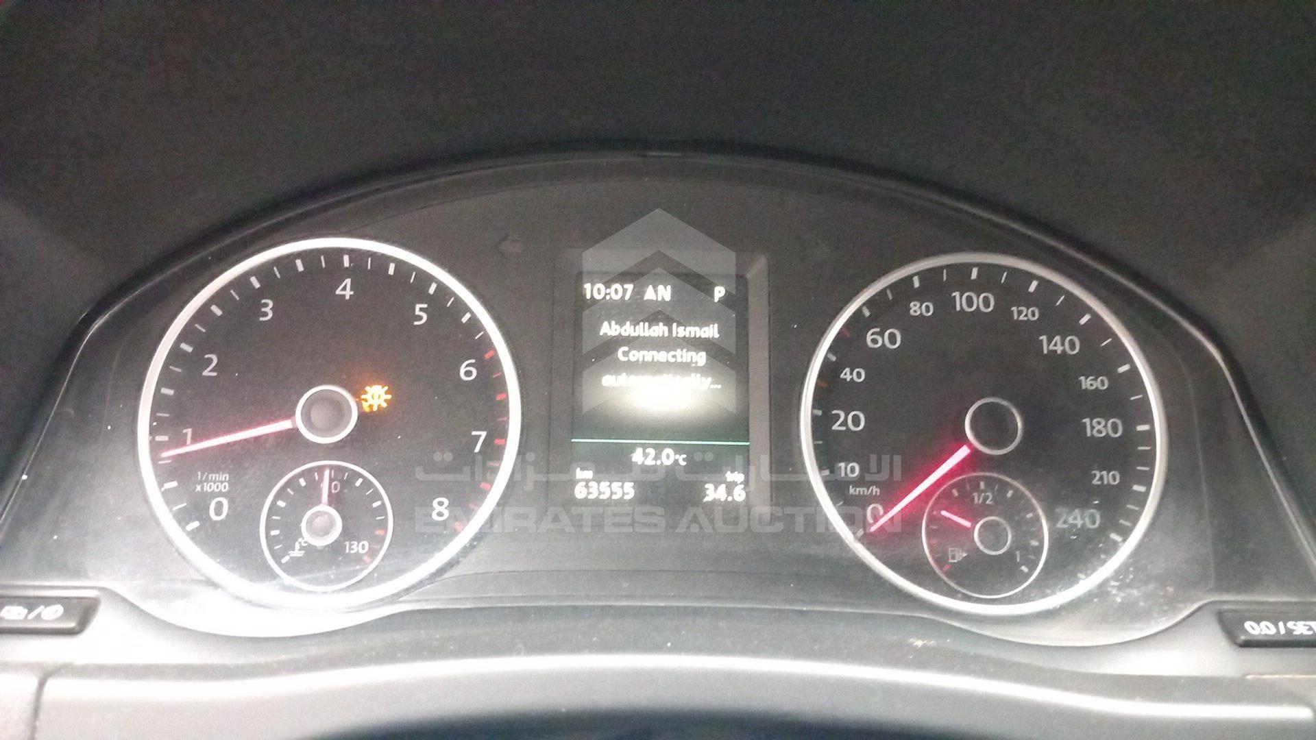 2016 VOLKSWAGEN TIGUAN VIN: WVGDE2AX1GW544858