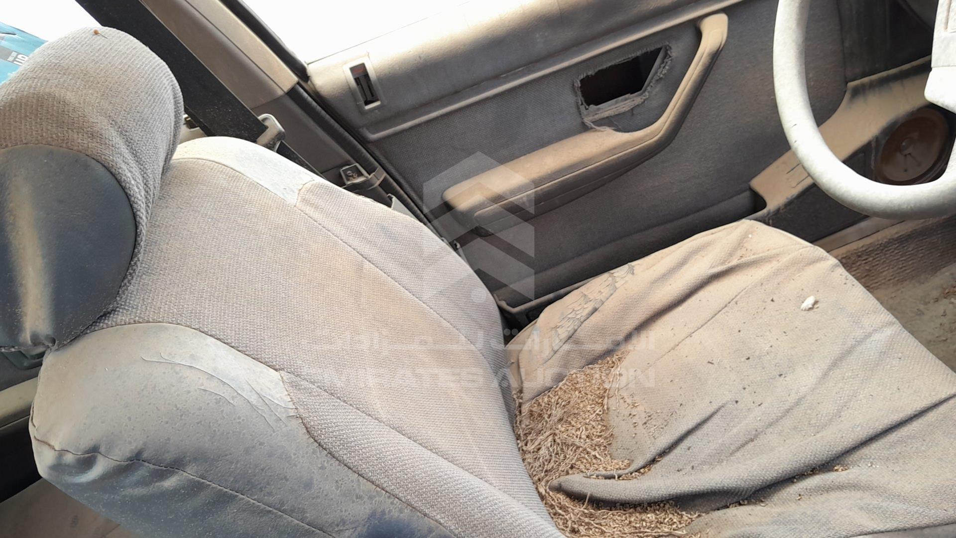 0 PEUGEOT 405 VIN: VF315BD2408730684