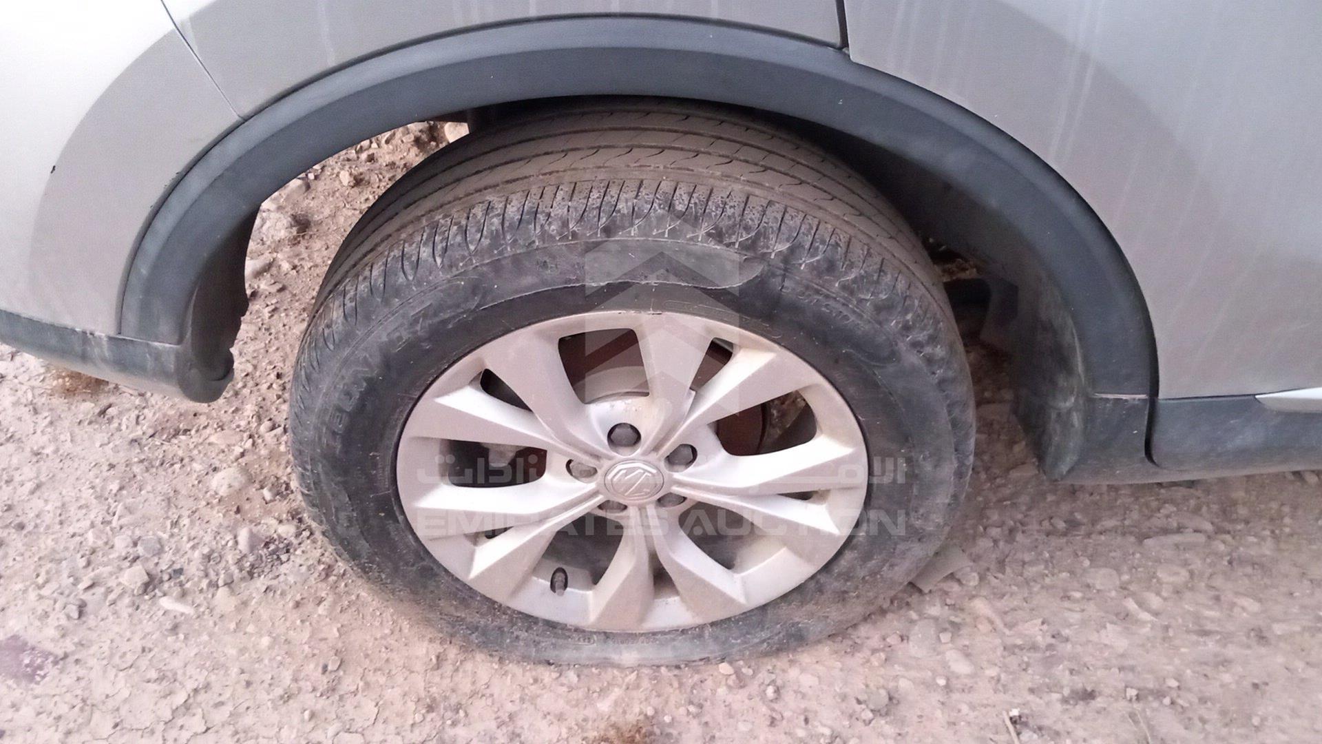 2020 MG ZS VIN: LSJW74U39LZ013894