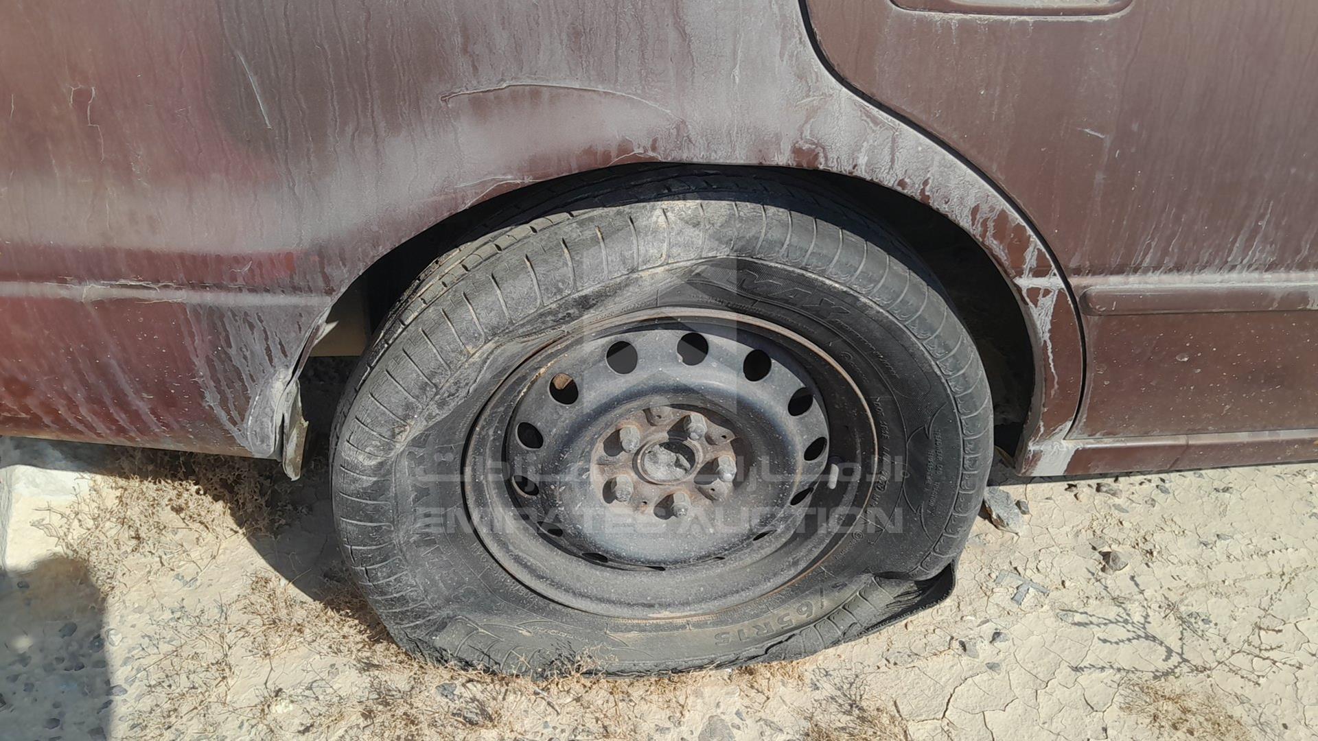 1999 TOYOTA CAMRY VIN: JT2BG28K3X0263995