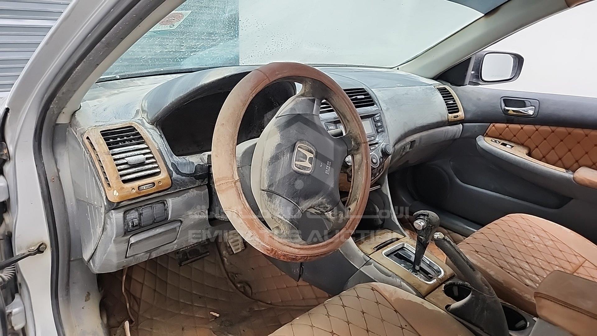 2004 HONDA ACCORD VIN: JHMCM56544C407145