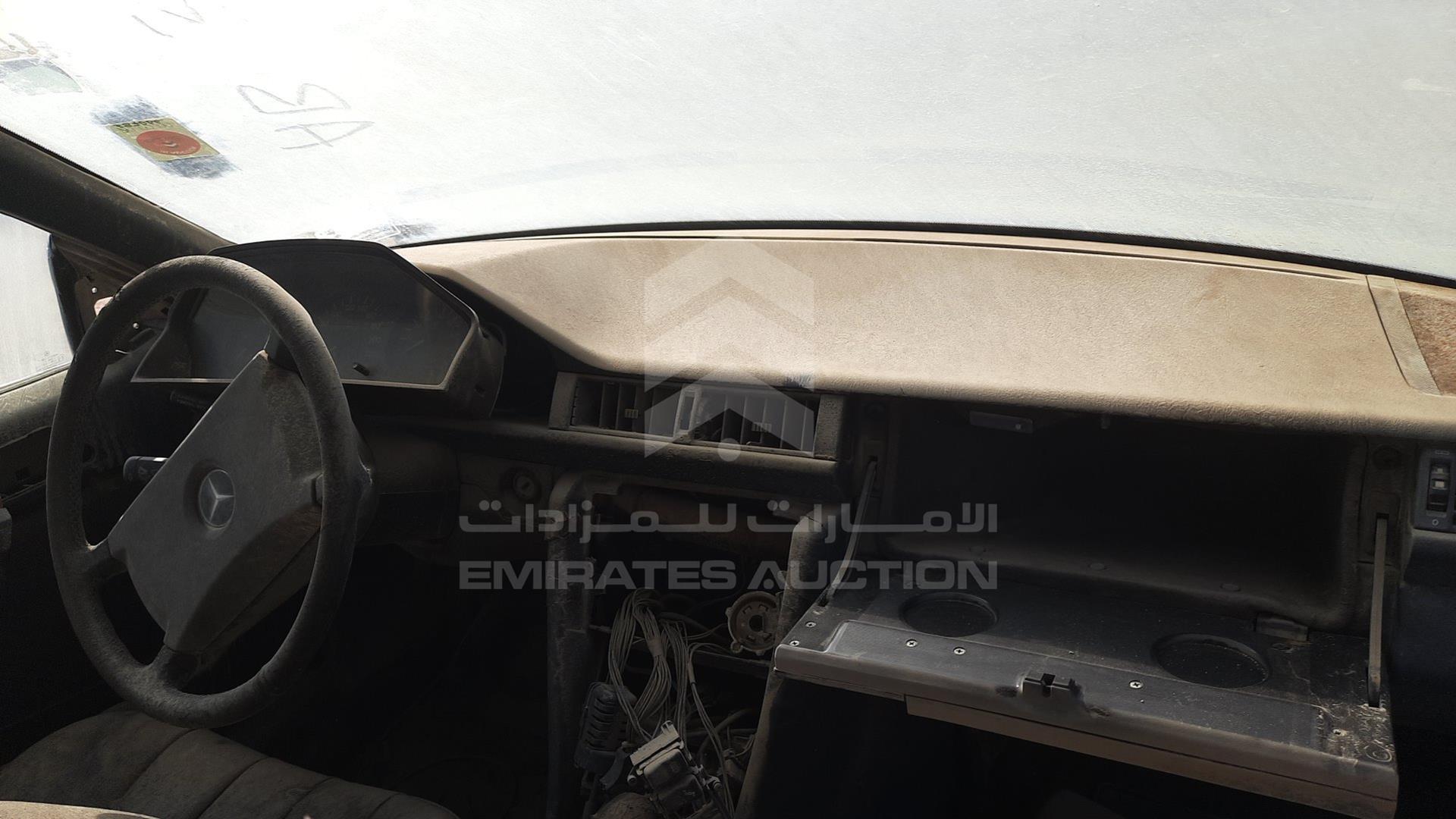 0 MERCEDES CE 300 VIN: WDB1240501A919780