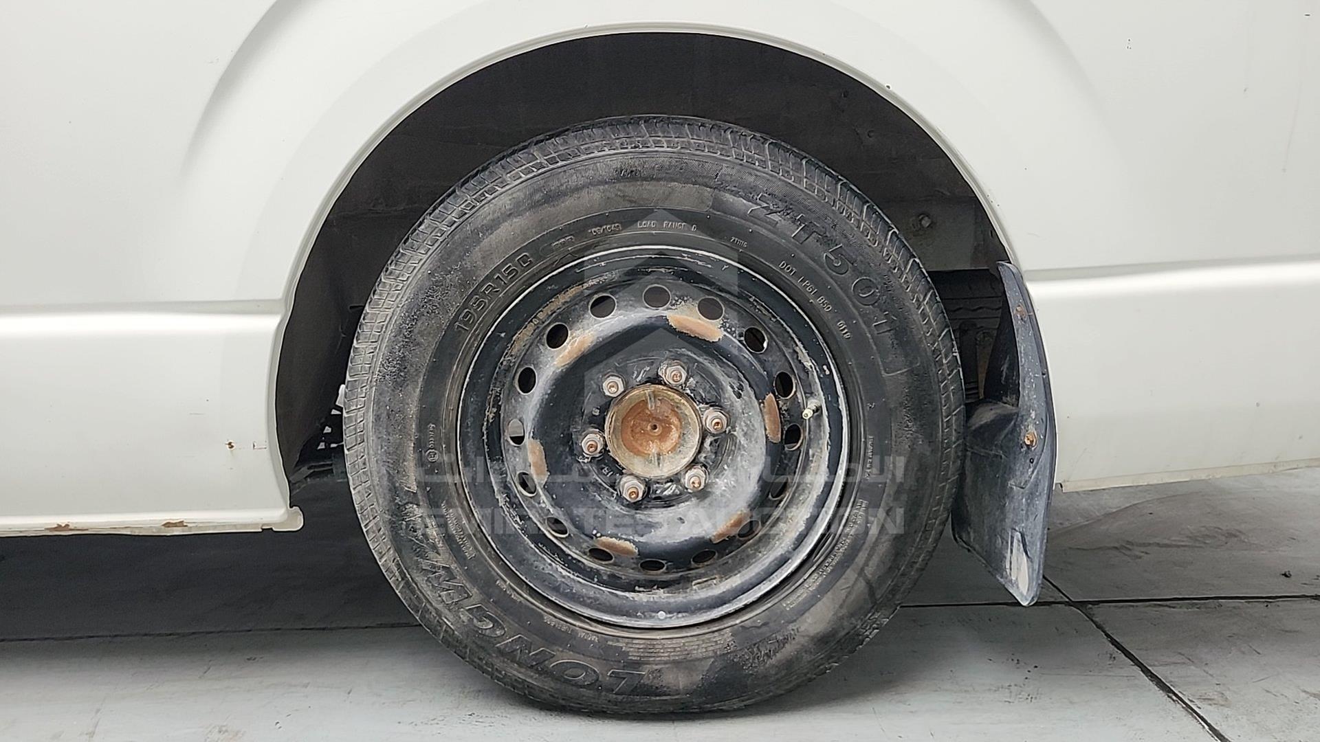 2015 TOYOTA HIACE VIN: JTGRX12PXF8046161