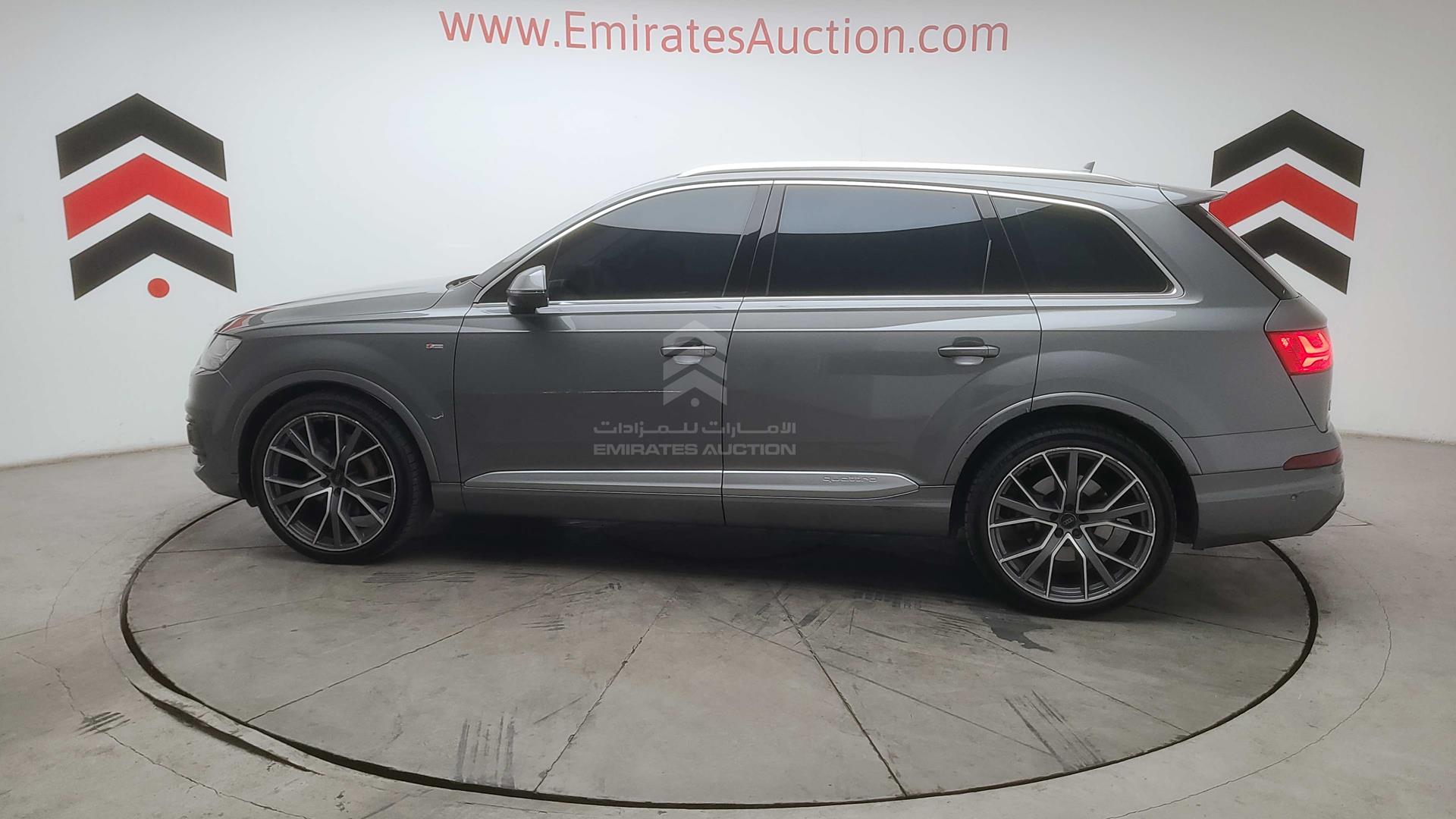 2018 AUDI Q7 VIN: WA1ZZZF73JD015649