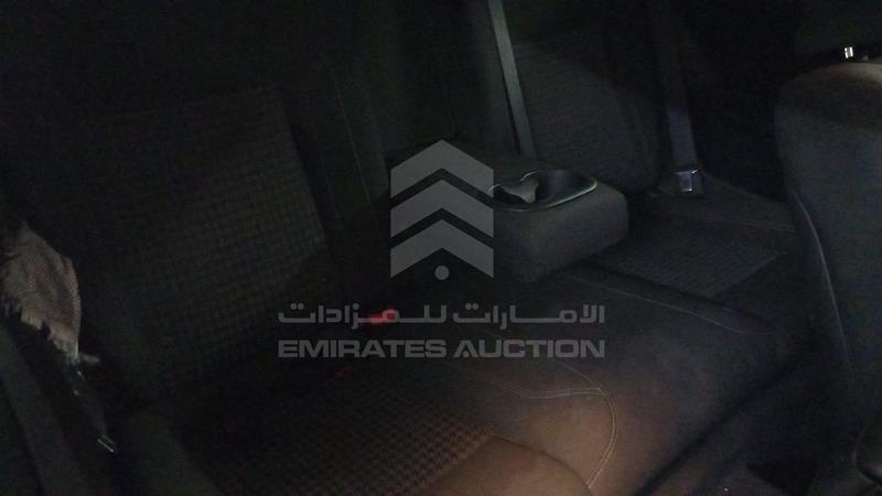 2C3CDZAG4FH888830 Auction: EmiratesAuction Lot: 409485 2C3CDZAG4FH888830 Dodge Challenger 2015 GREY Photo 20