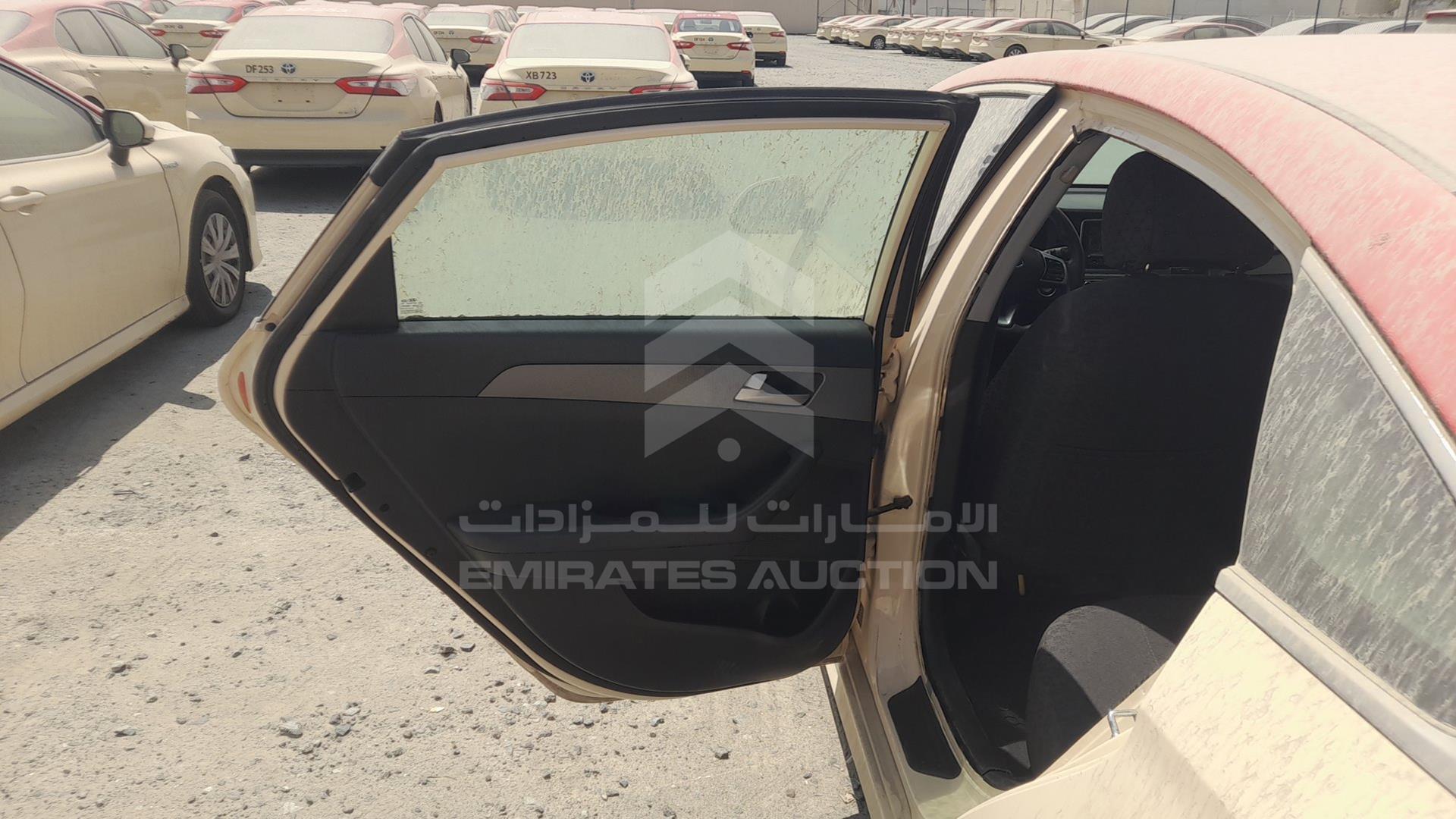 2019 HYUNDAI SONATA VIN: KMHE24130KA092977