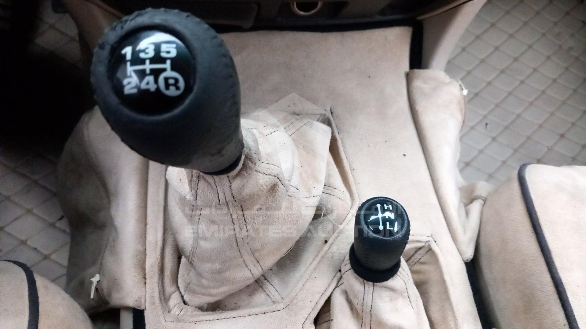 2006 TOYOTA LAND CRUISER VIN: JTEHJ09JX65145680