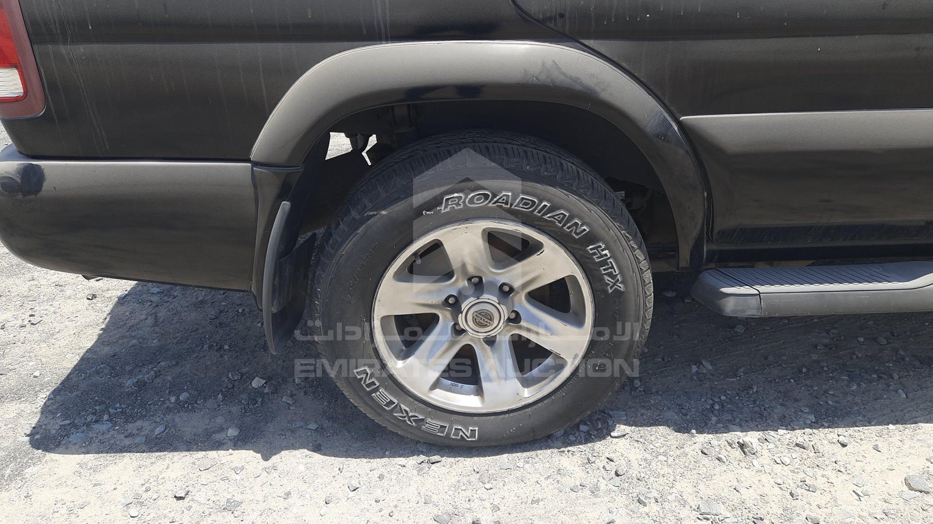2005 NISSAN PATHFINDER VIN: JN8DR05Y25W800300