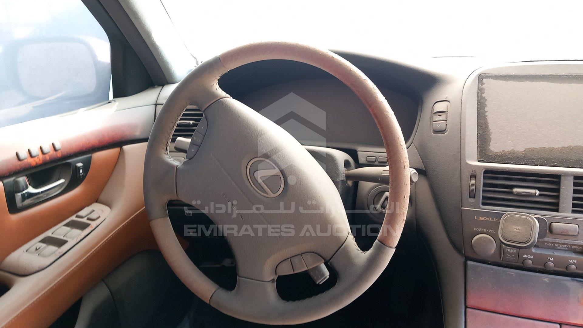2005 LEXUS LS 430 VIN: JTHBN36F255027944