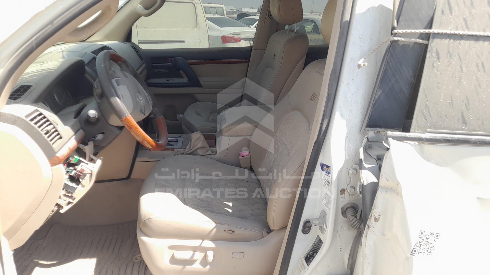 2015 TOYOTA LAND CRUISER VIN: JTMHU09J3F5102245