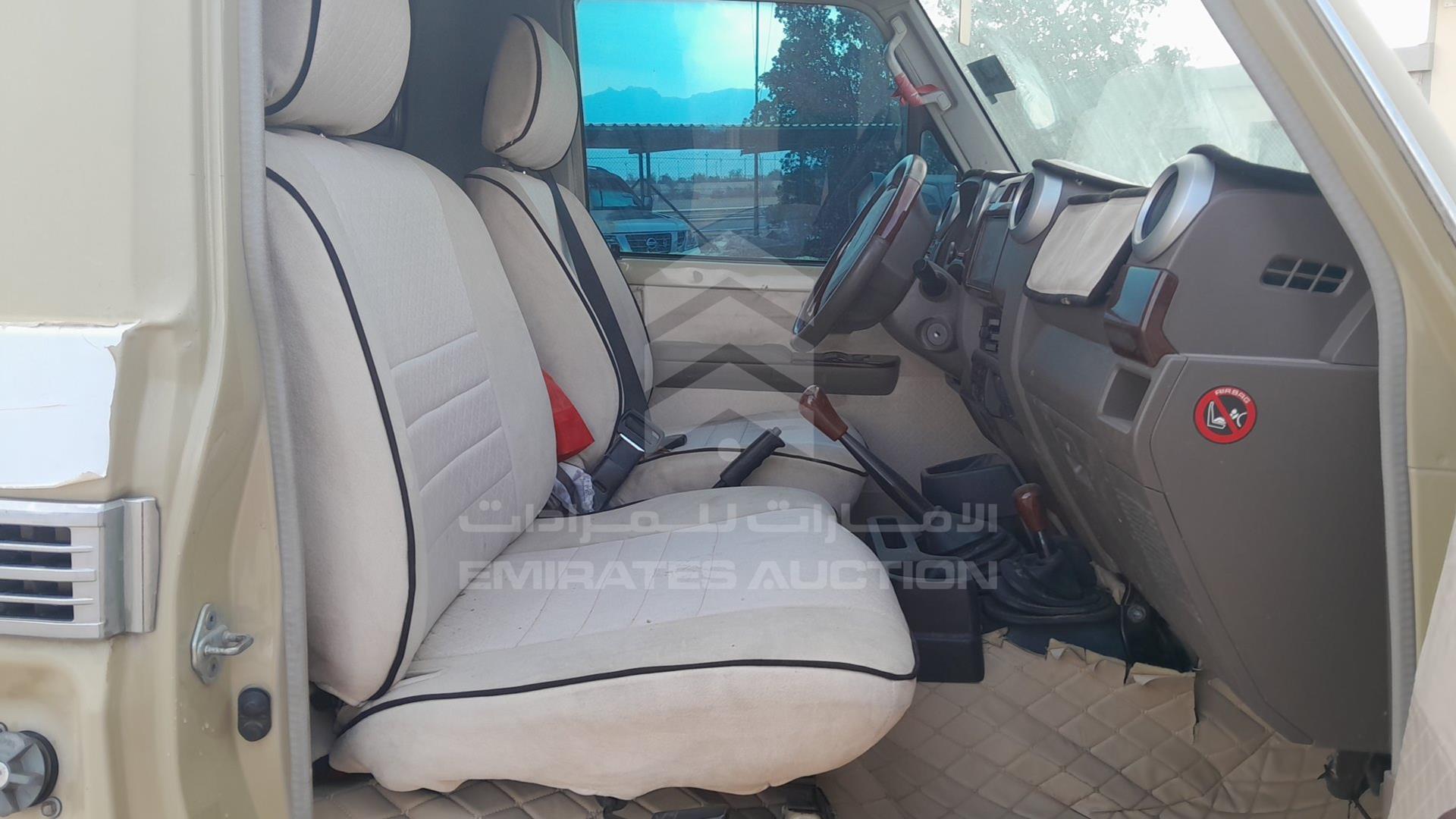 2017 TOYOTA LAND CRUISER VIN: JTFLU73J2H7060032