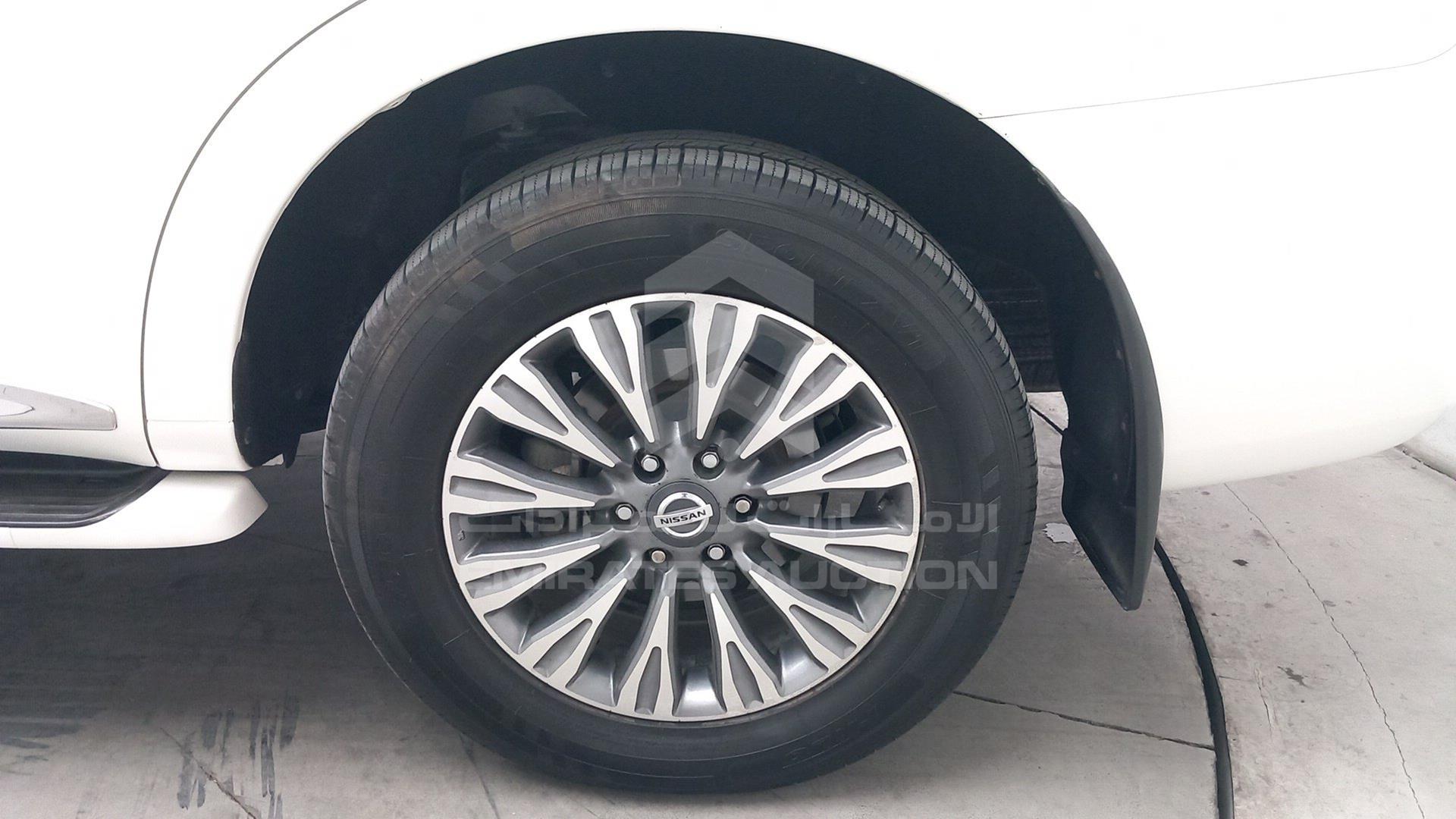 2017 NISSAN PATROL VIN: JN8BY2NY0H9005352