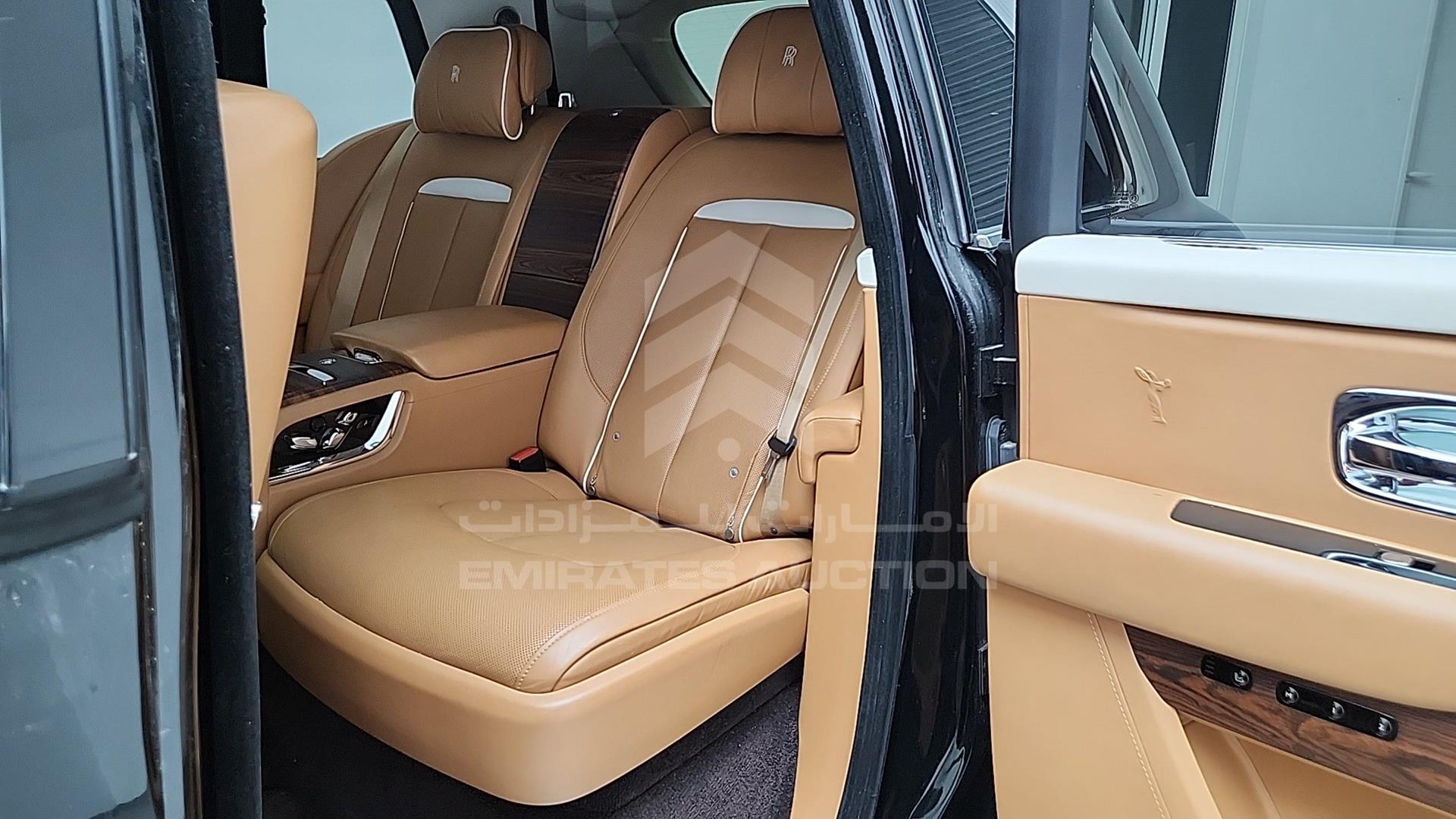 2019 ROLLS-ROYCE CULLINAN VIN: SLA689X58KU113934
