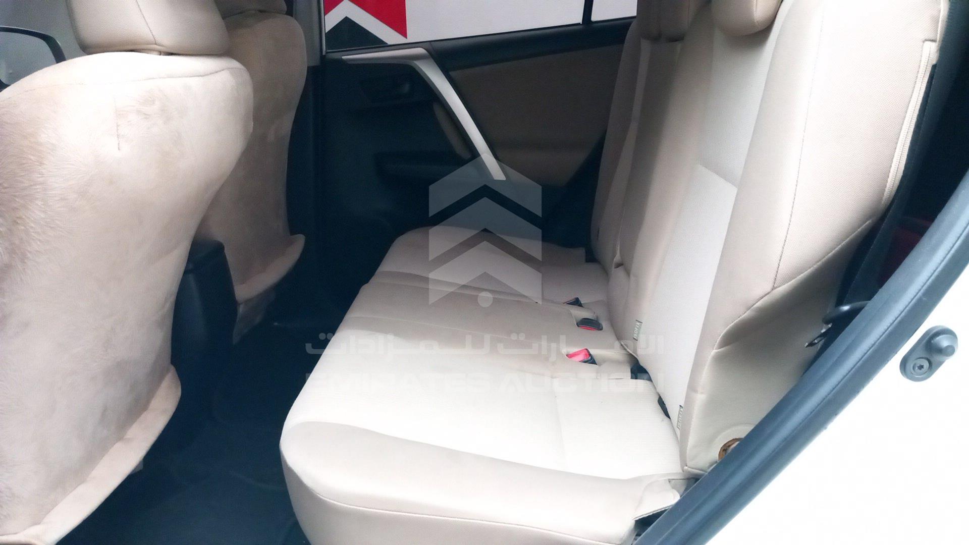 2014 TOYOTA RAV-4 VIN: JTMBF9EV5ED074921