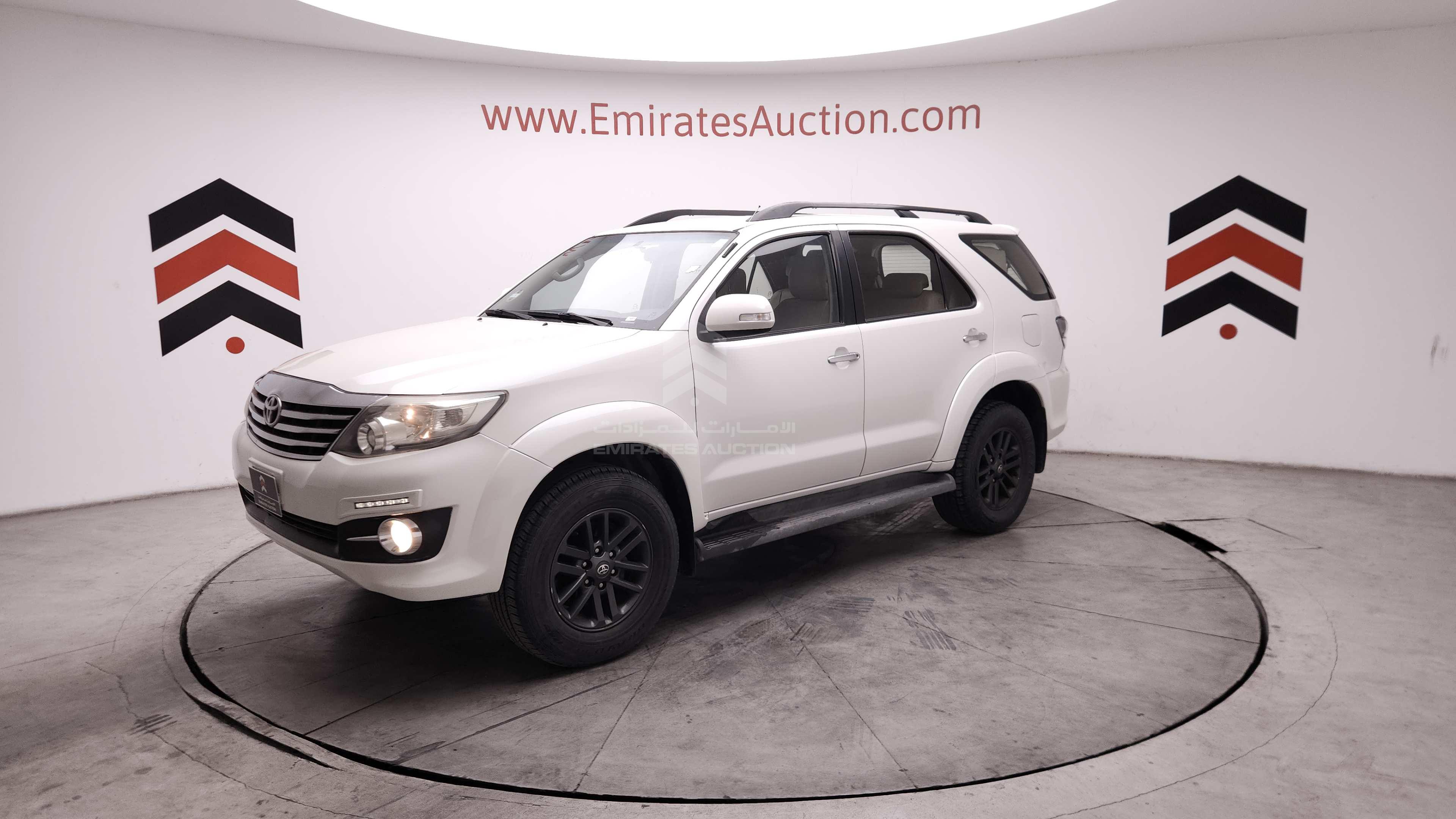 MHFYU59G0F7042614 - 2015 Toyota Fortuner - #504127