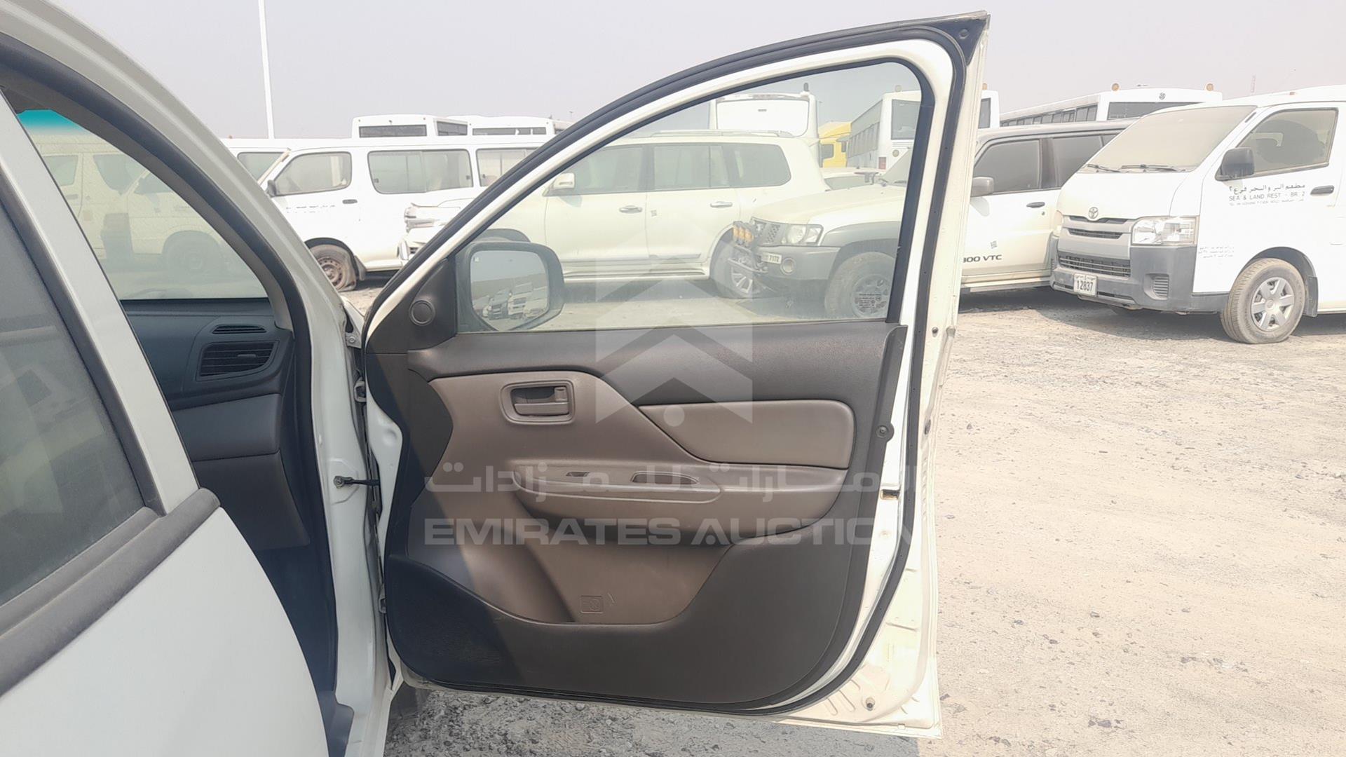 2016 MITSUBISHI L 200 VIN: MMBJNKJ40GH007788
