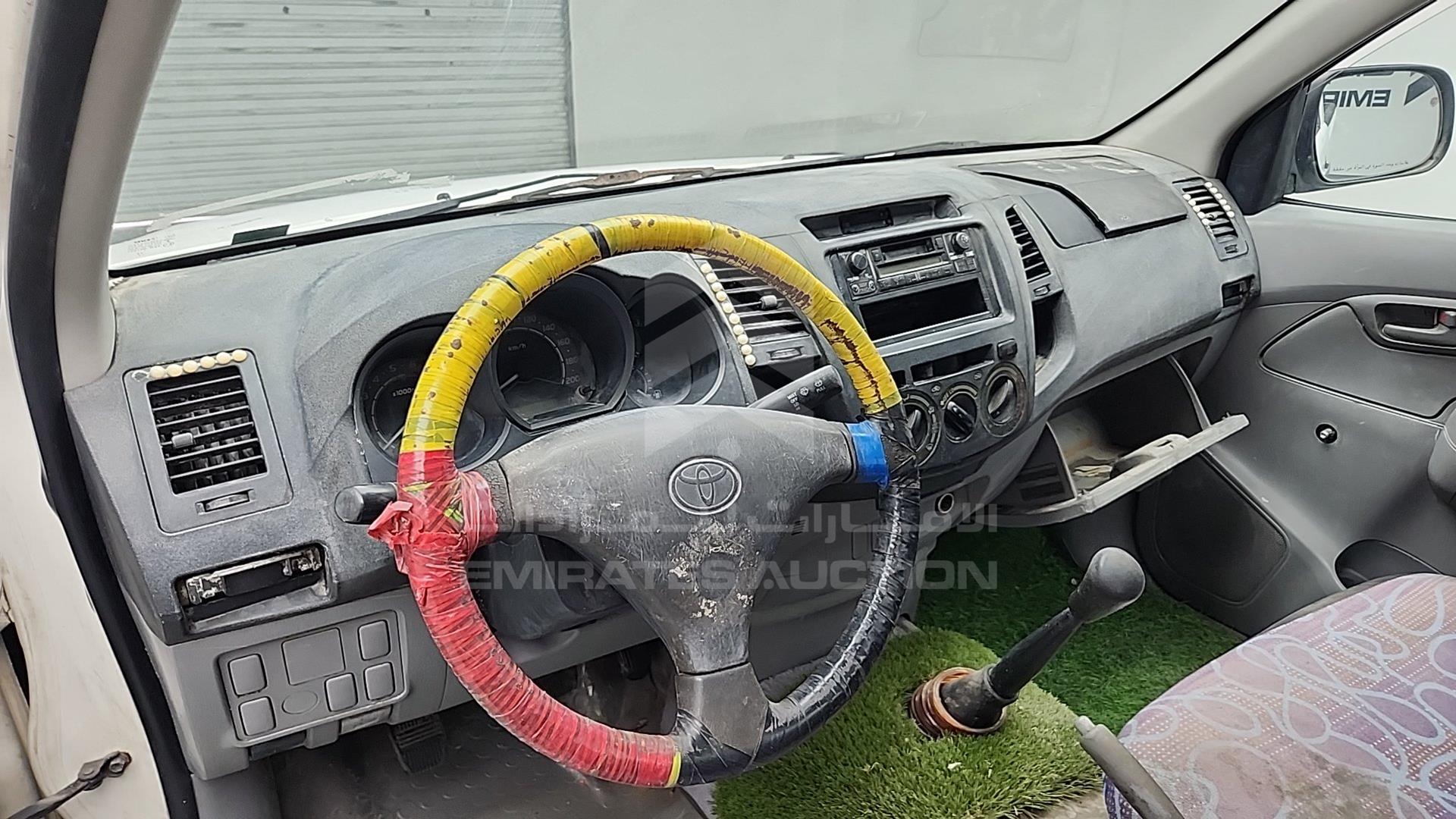 2007 TOYOTA HILUX VIN: MR0AX12G770006728
