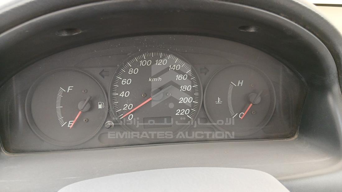 مازدا 323 2003 — مؤشر السرعة — صورة 13