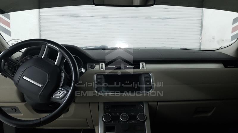 SALVA2BG4FH967657 Auction: EmiratesAuction Lot: 405169 SALVA2BG4FH967657 Range Rover Evoque 2015 WHITE Photo 15