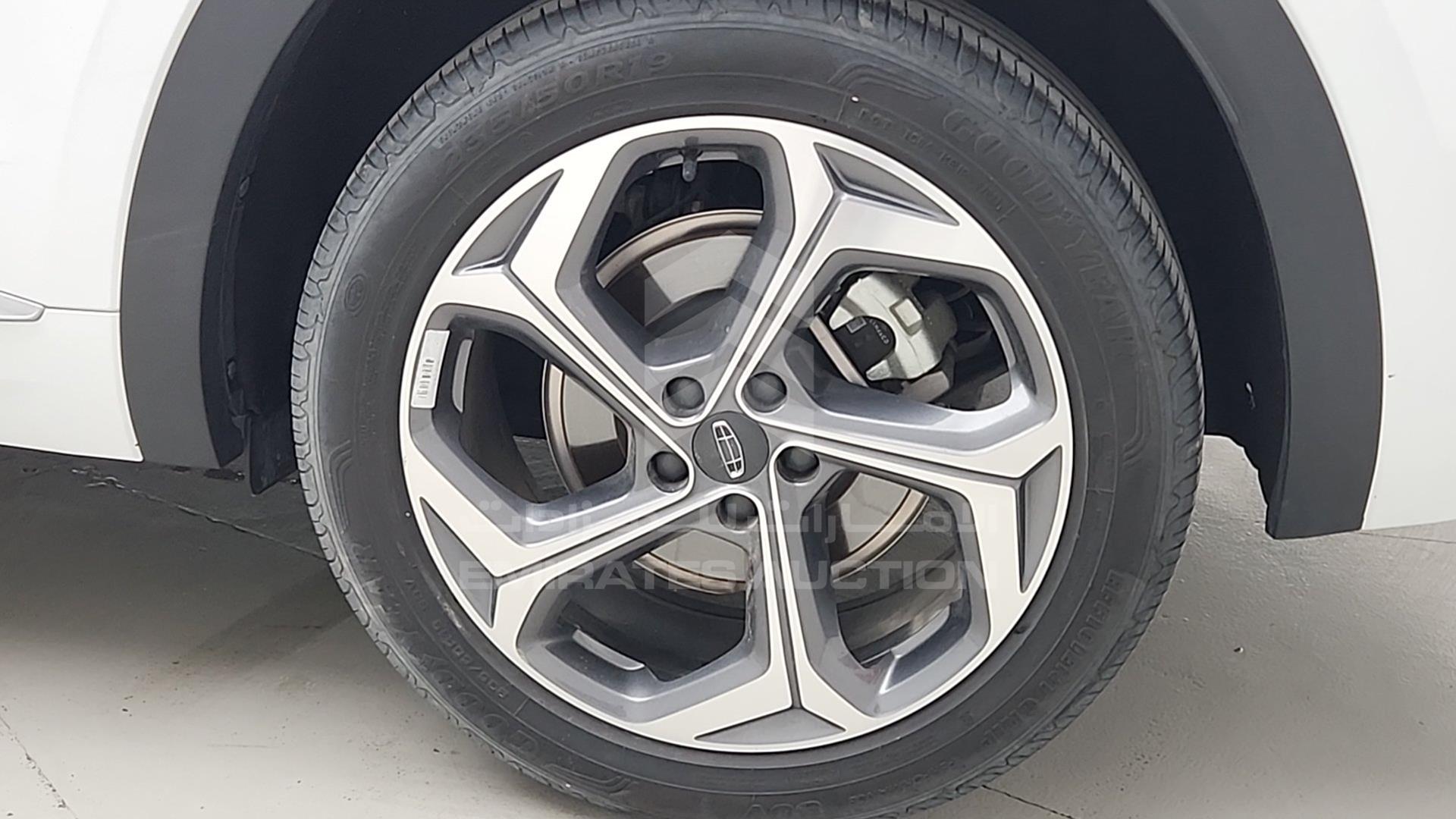 2024 GEELY MONJARO VIN: LB3KX2S14RS005411