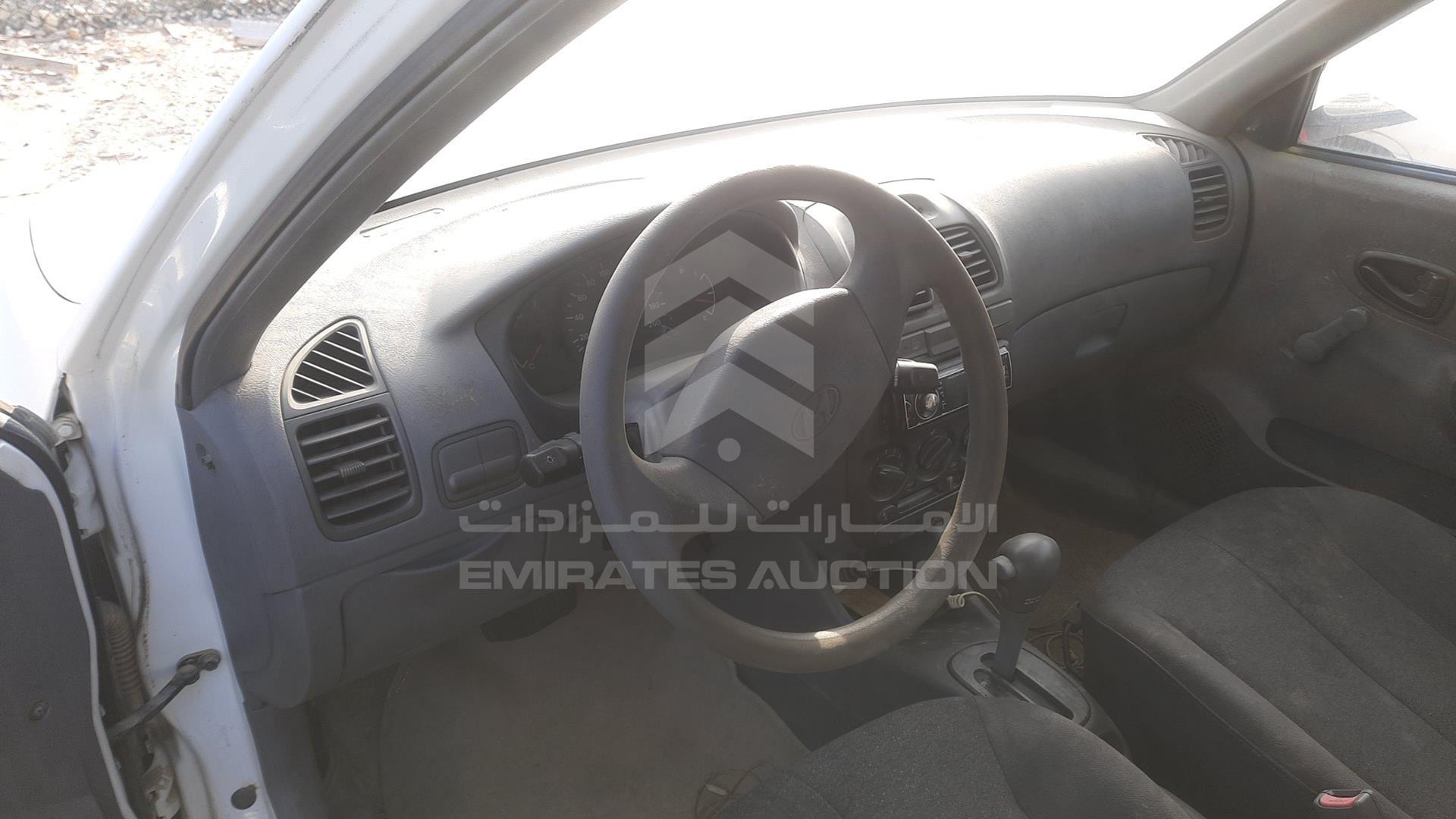 2002 HYUNDAI ACCENT VIN: KMHCG41GX2U293473