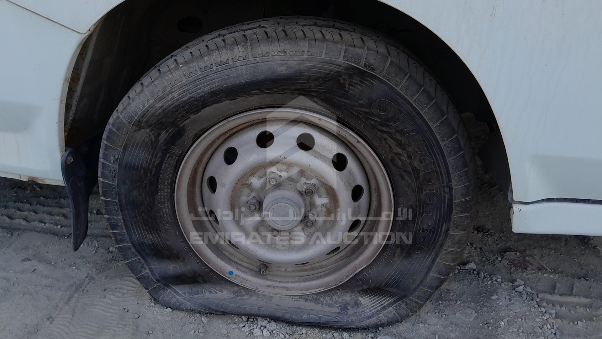 2013 MITSUBISHI L 300 VIN: JMYHNP13WDA700920