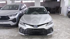 2024 Toyota Camry — Full Front View — Photo 1 — Thumbnail