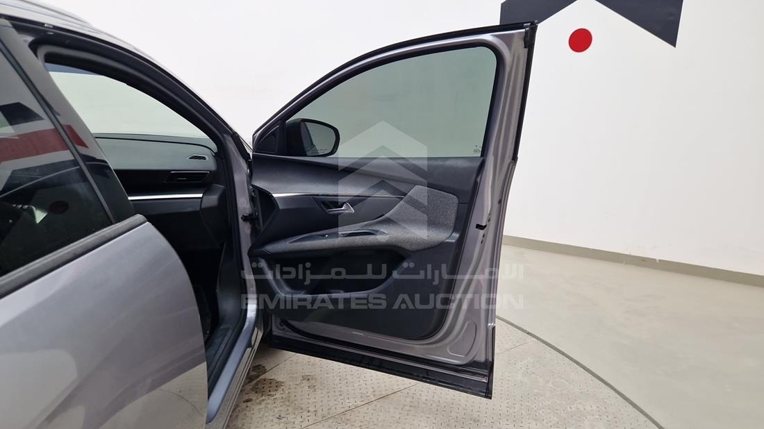 2025 Peugeot 3008 — Front Right Door — Photo 28